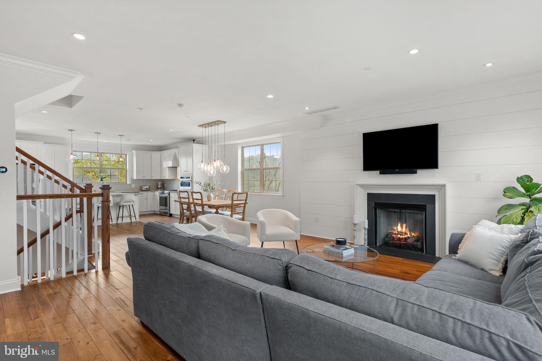 CONSHOHOCKEN - Residential