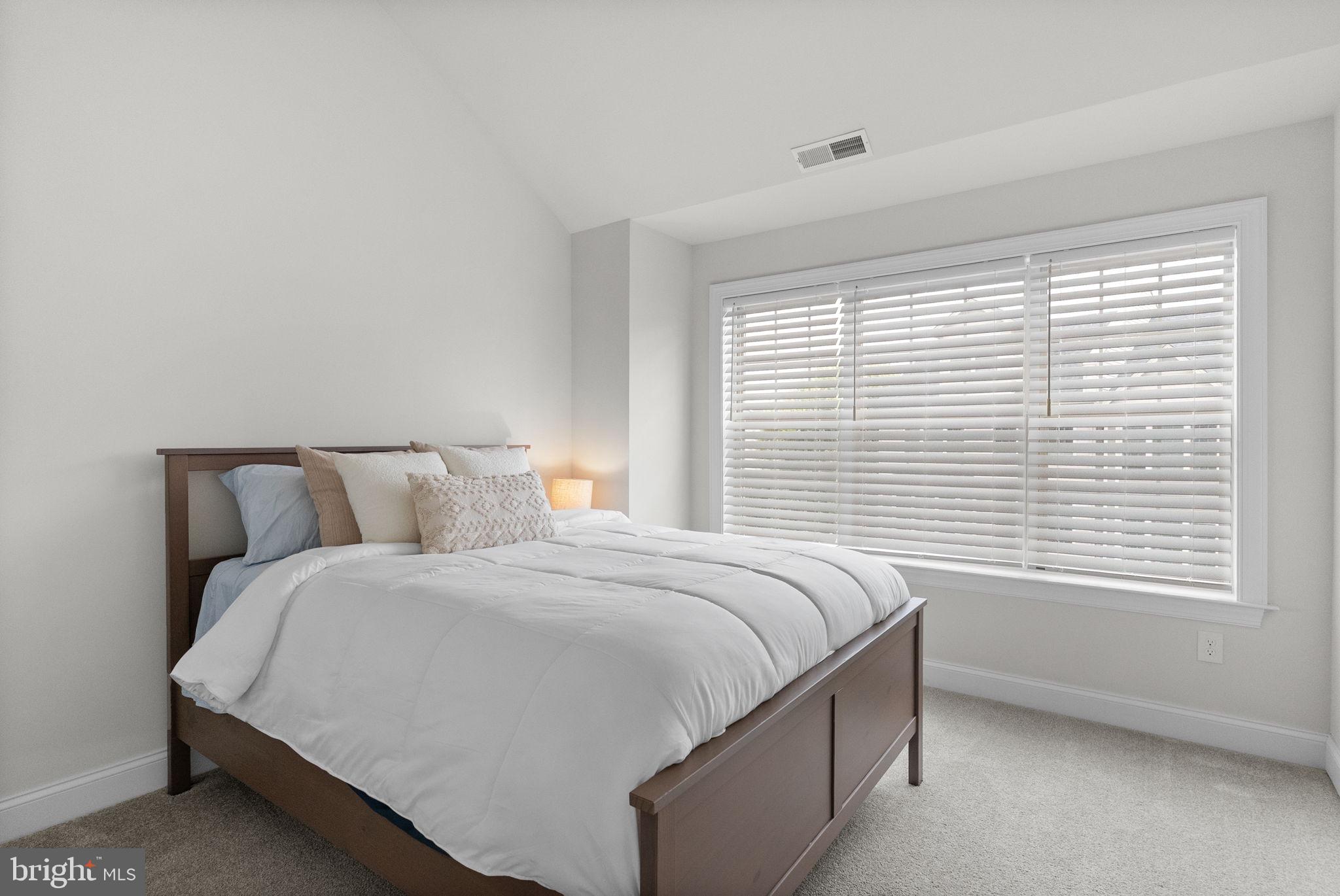 CONSHOHOCKEN - Residential