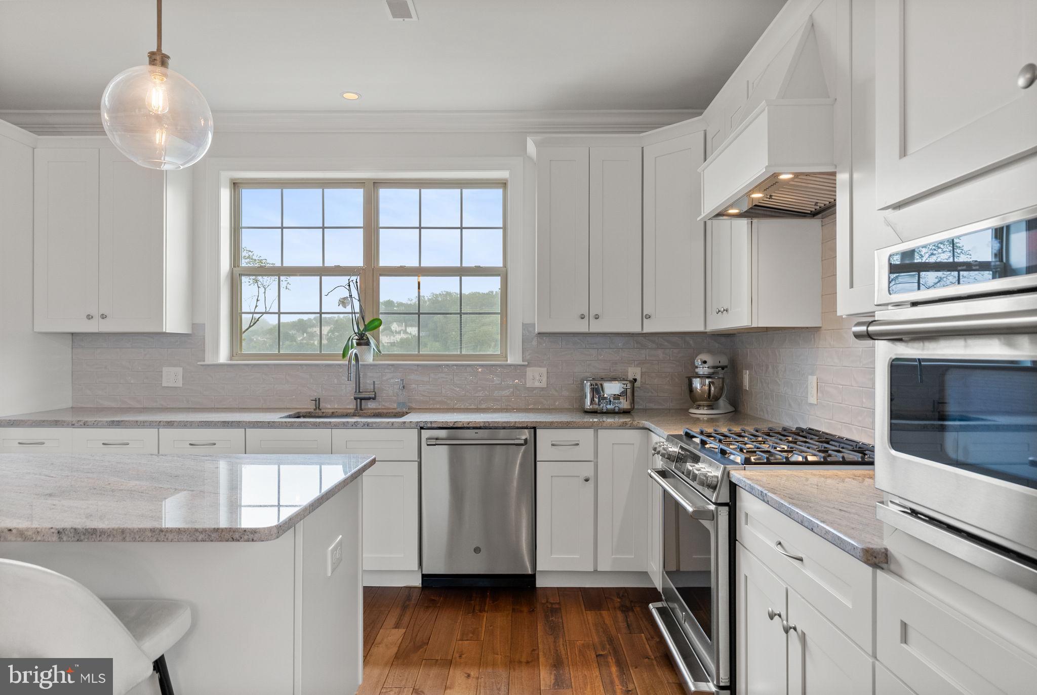 CONSHOHOCKEN - Residential