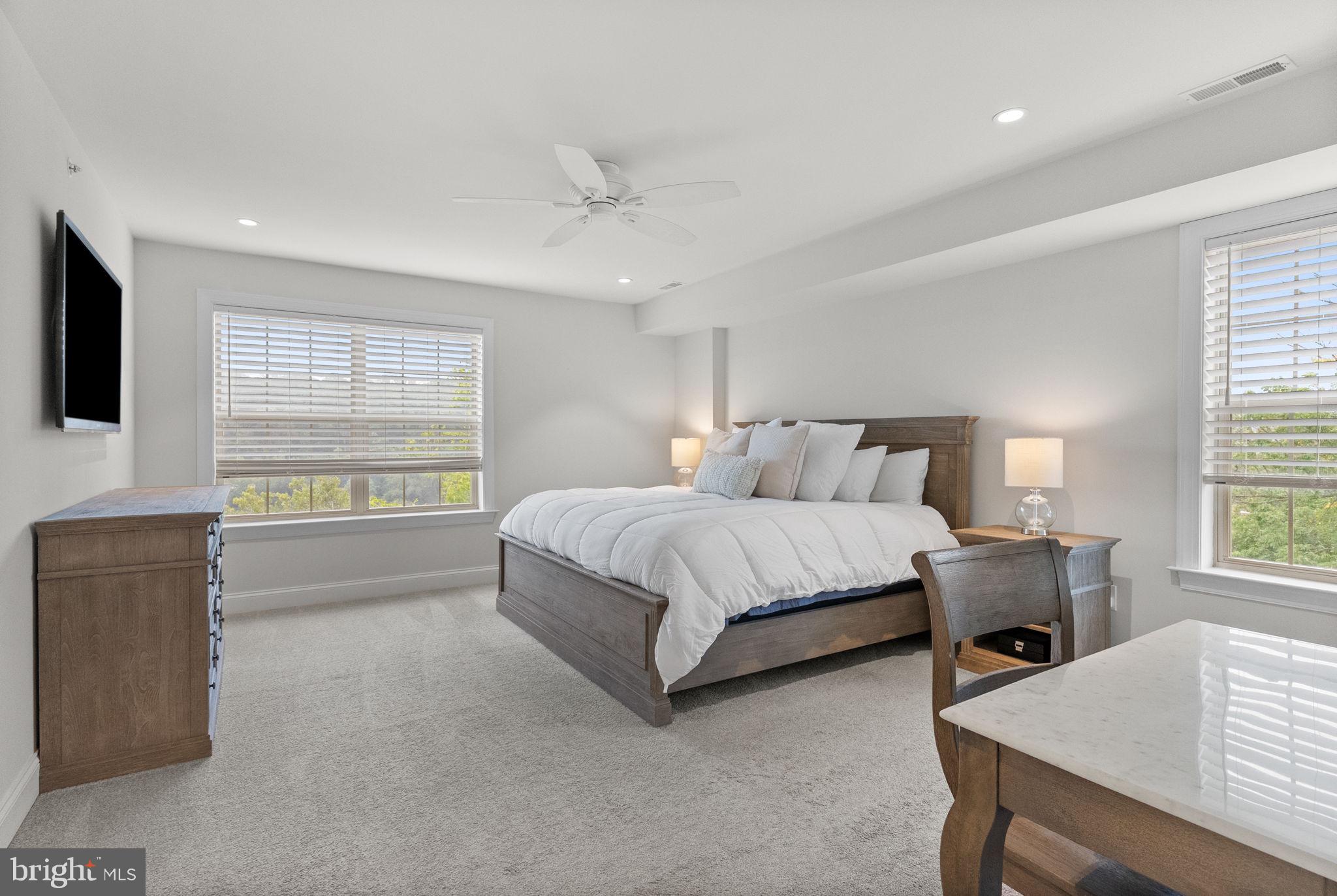 CONSHOHOCKEN - Residential