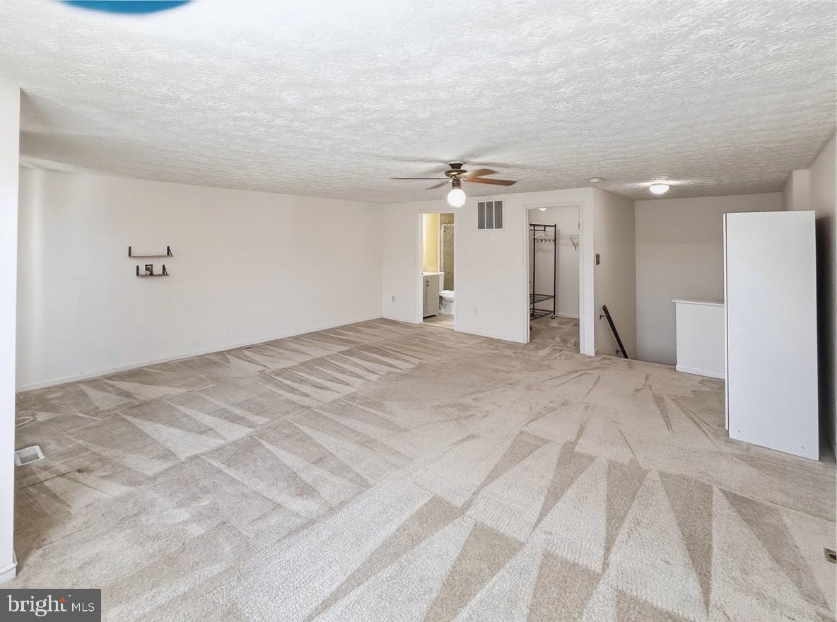 SILVER SPRING CNTRY CLUB - Residential