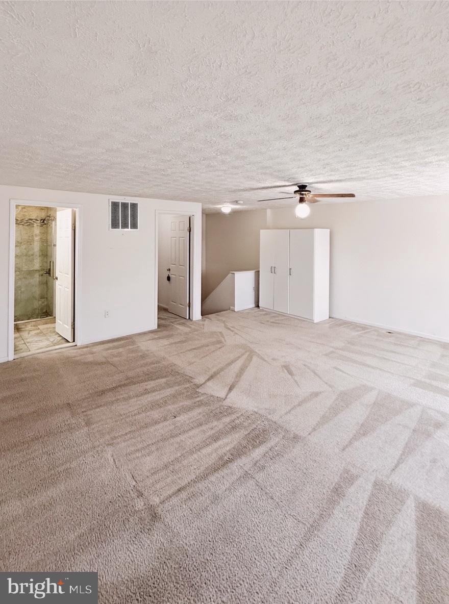 SILVER SPRING CNTRY CLUB - Residential