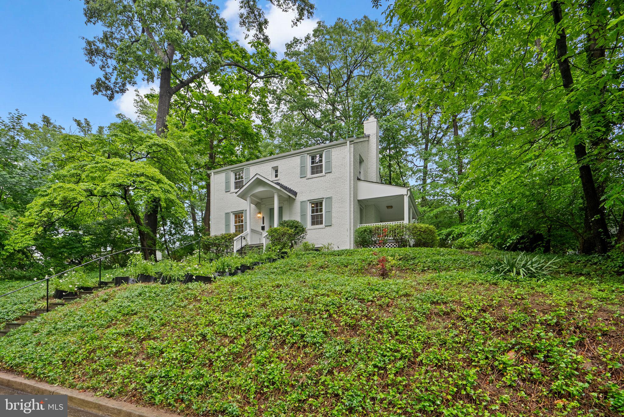 8713 READING ROAD