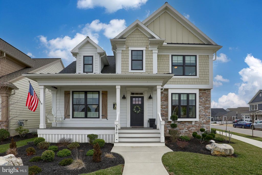 Photo of 330 TRADITION LN, EPHRATA, PA 17522 (MLS # PALA2031750)