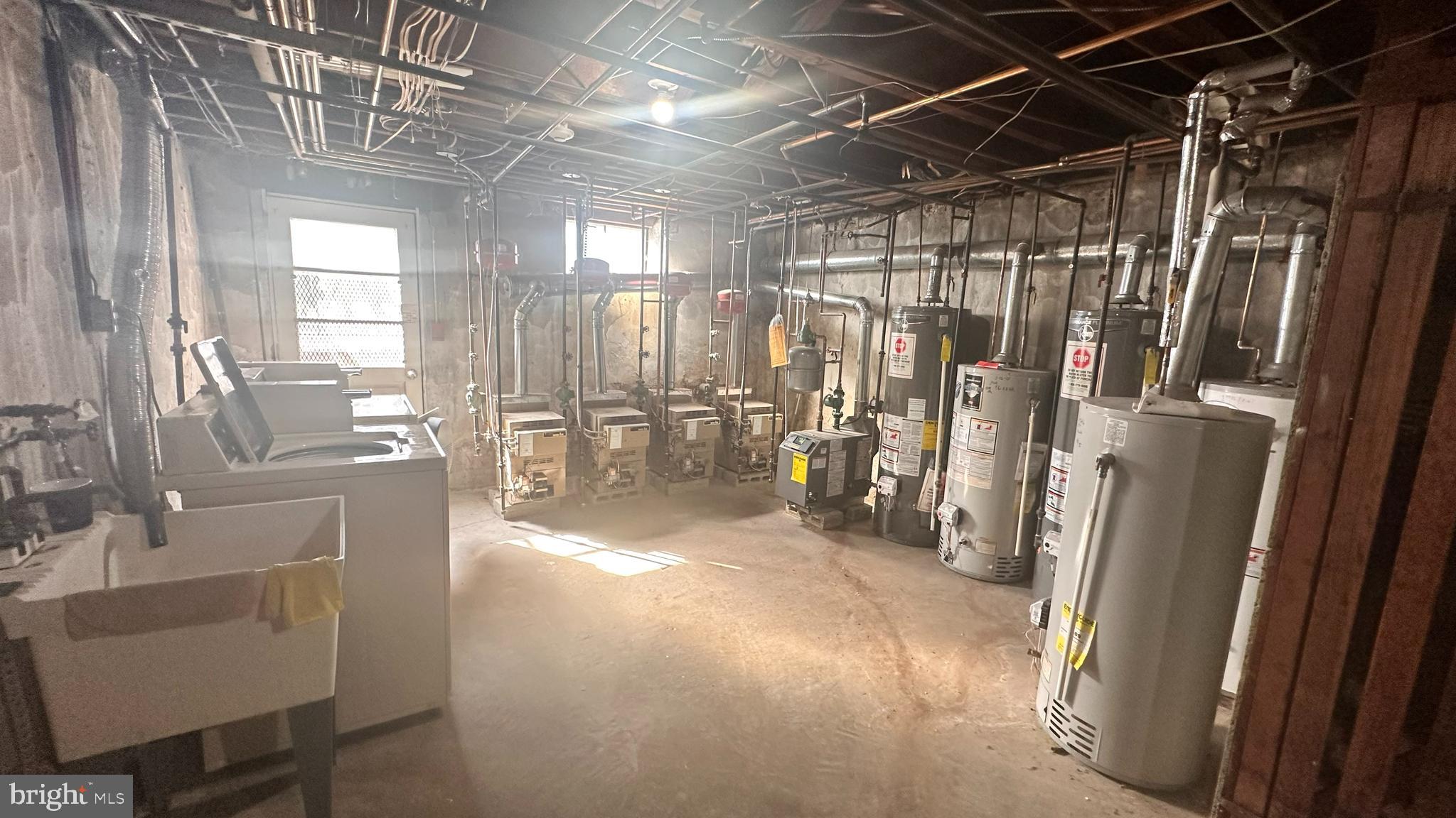 FOX CHASE - Commercial Sale