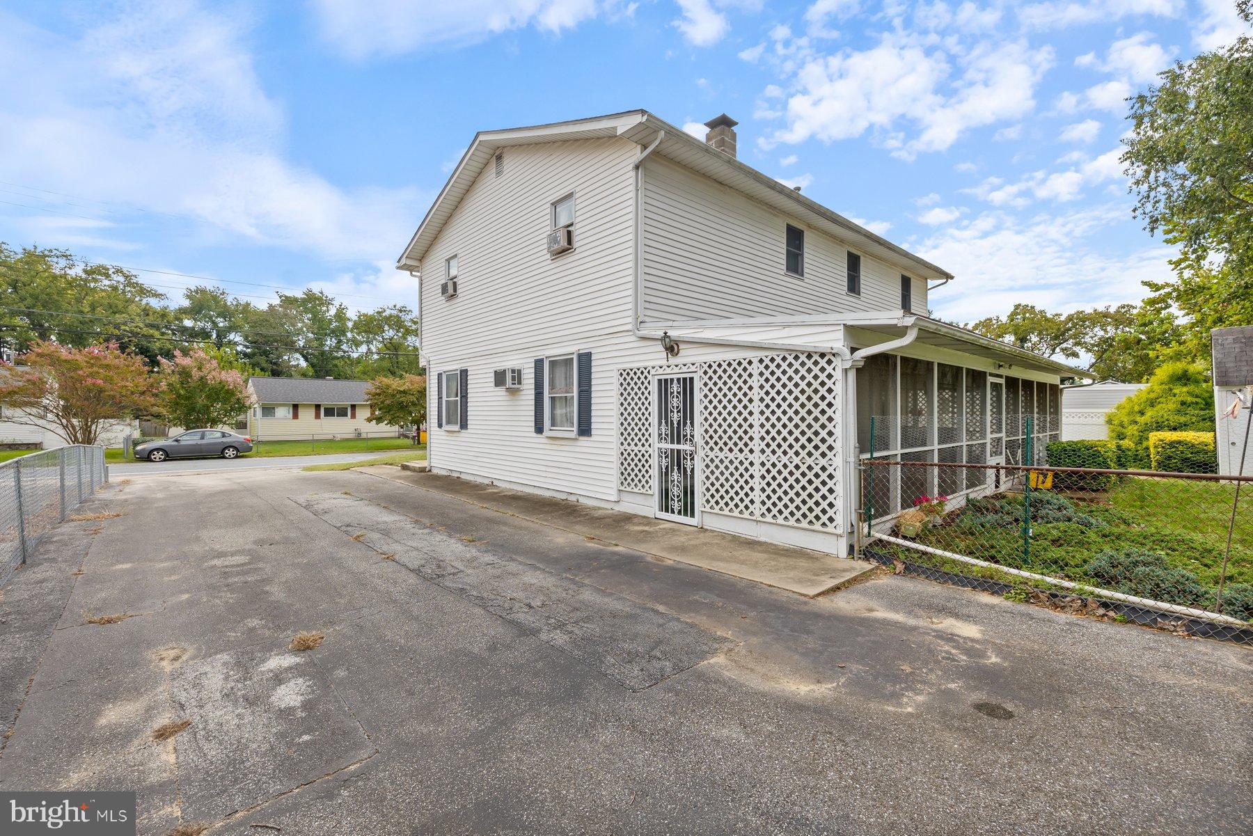 KINGSTON HEIGHTS - Residential