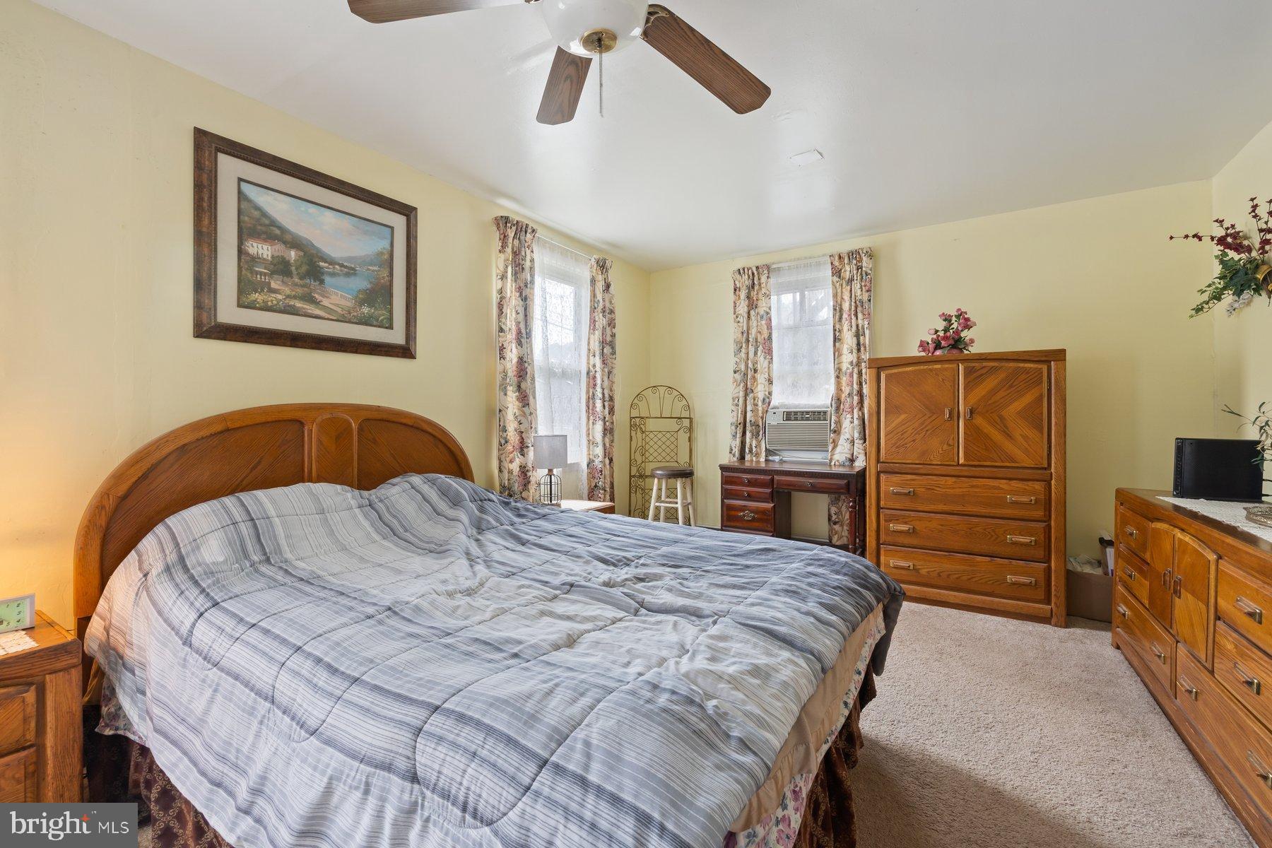 KINGSTON HEIGHTS - Residential