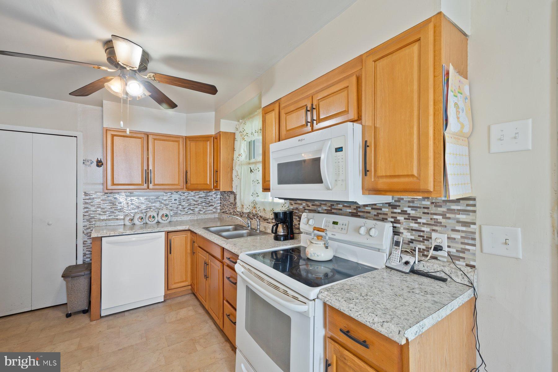 KINGSTON HEIGHTS - Residential