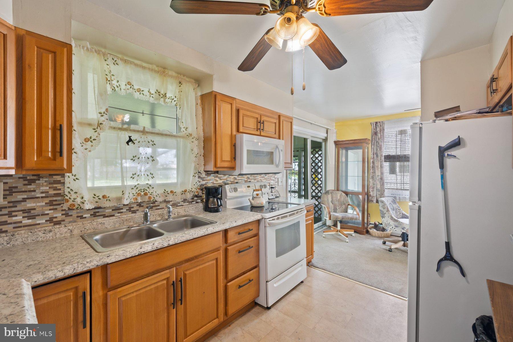 KINGSTON HEIGHTS - Residential