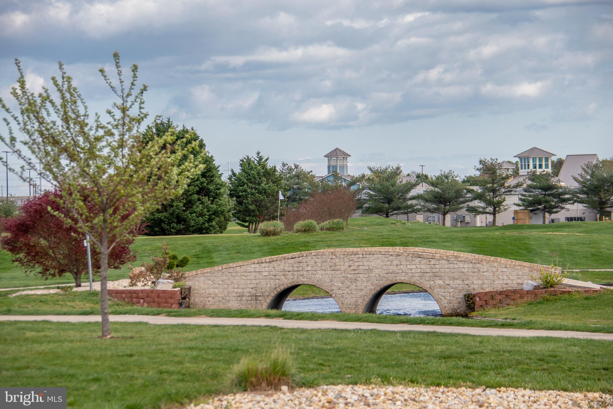 HERITAGE VILLAGE TOWNHOMES - Residential
