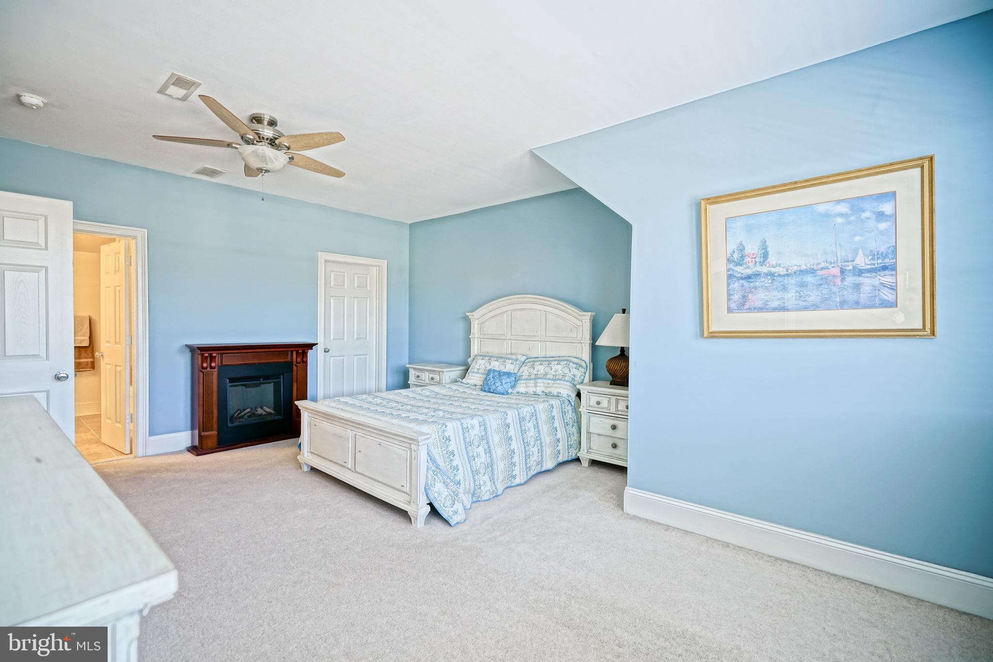 HERITAGE VILLAGE TOWNHOMES - Residential