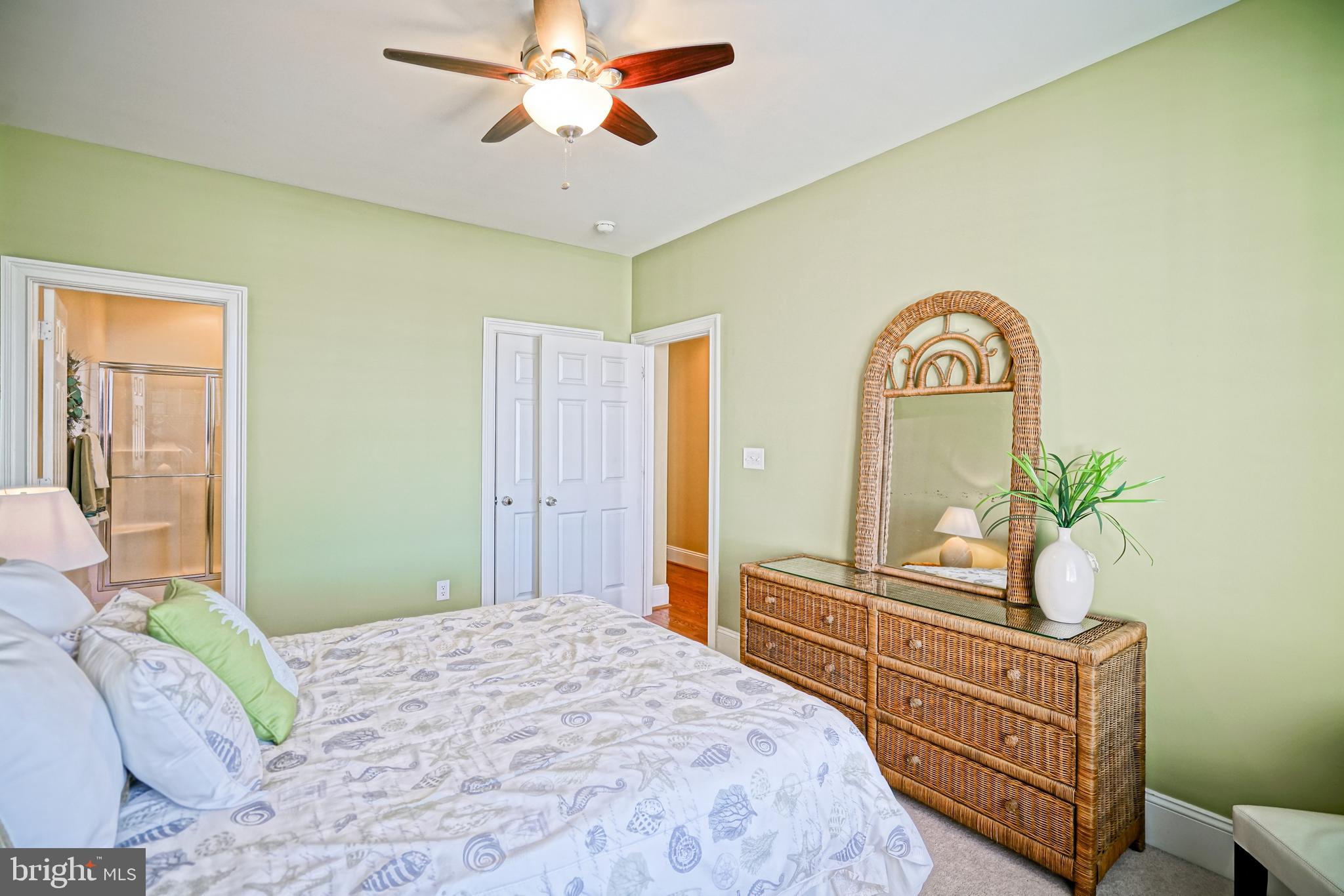 HERITAGE VILLAGE TOWNHOMES - Residential