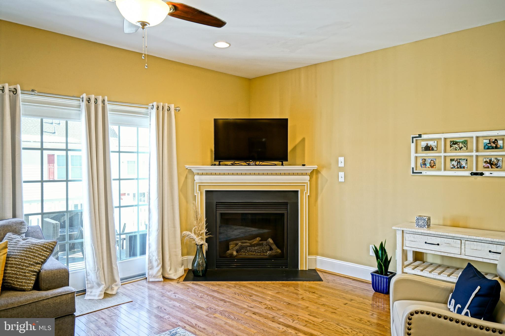 HERITAGE VILLAGE TOWNHOMES - Residential