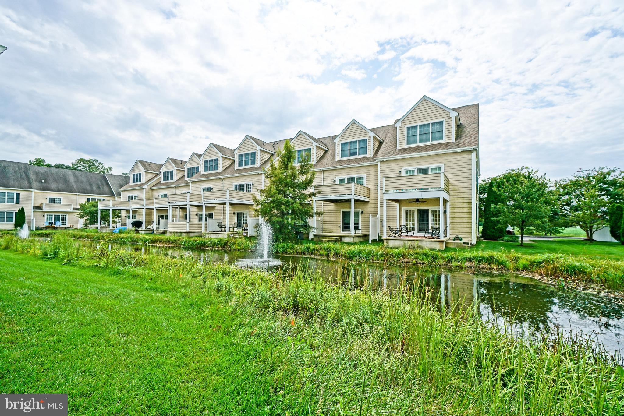 HERITAGE VILLAGE TOWNHOMES - Residential