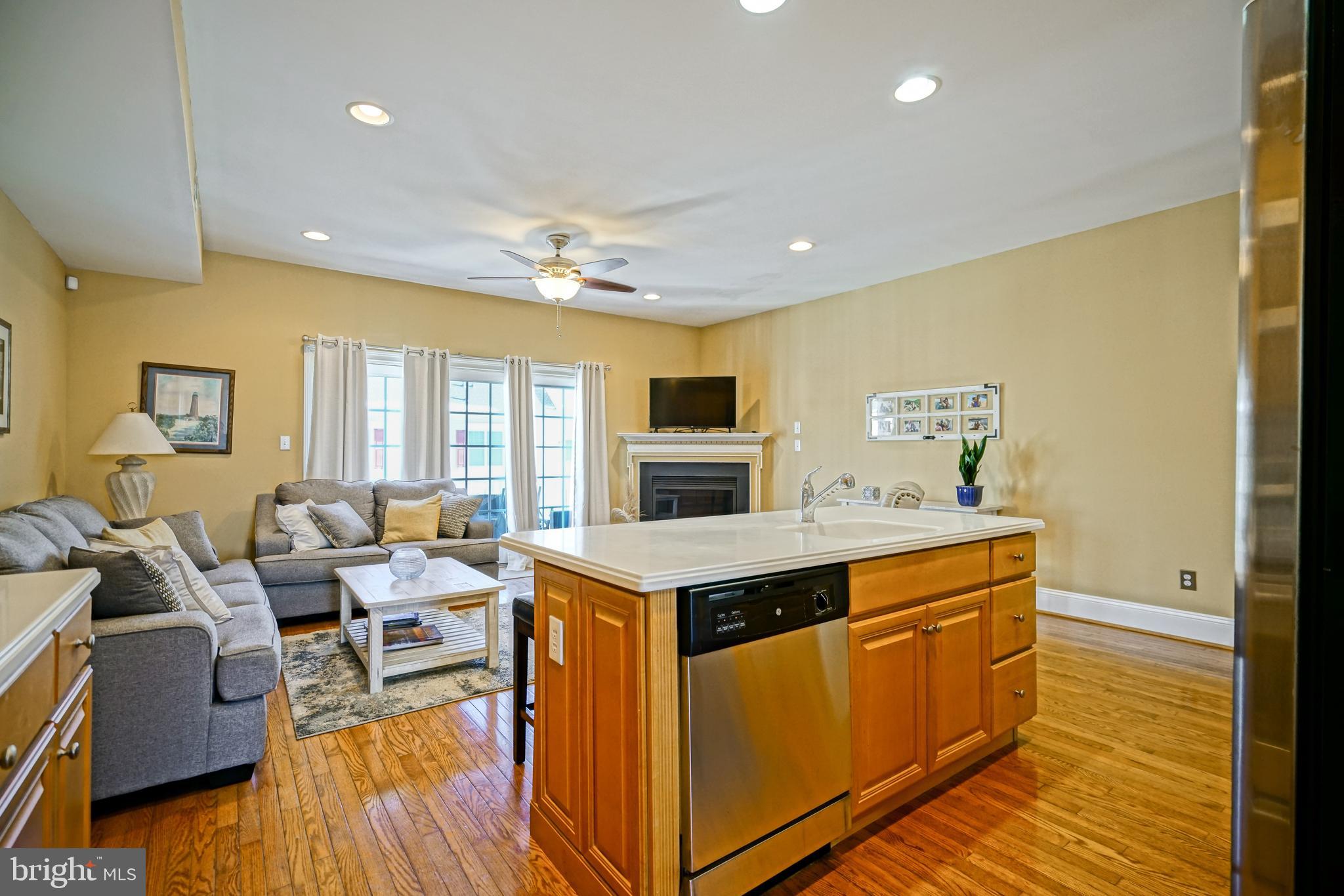 HERITAGE VILLAGE TOWNHOMES - Residential