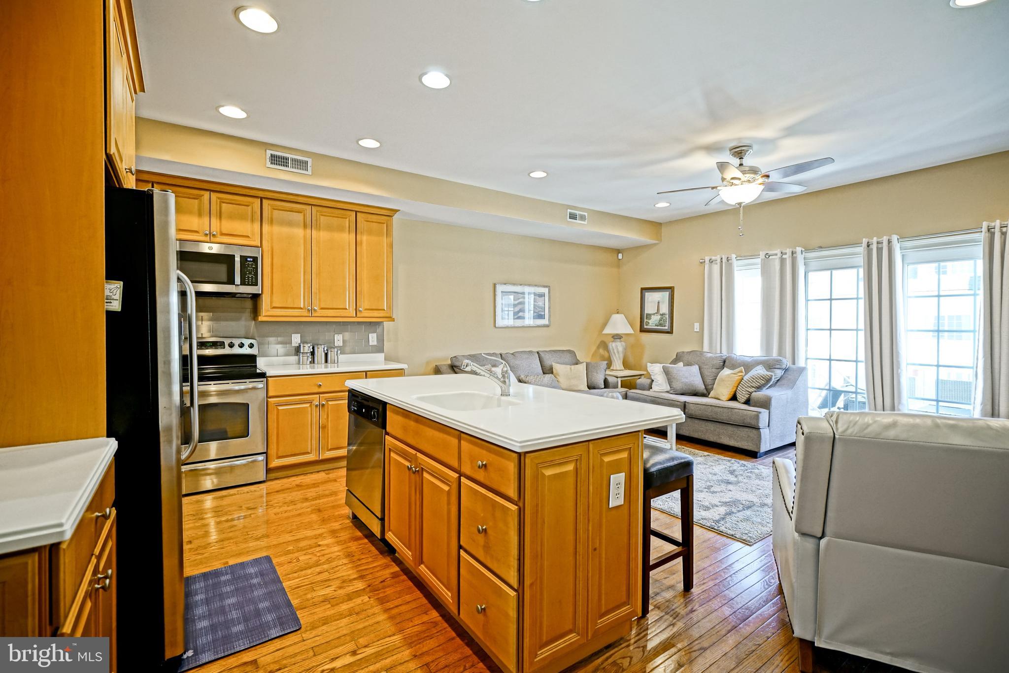 HERITAGE VILLAGE TOWNHOMES - Residential