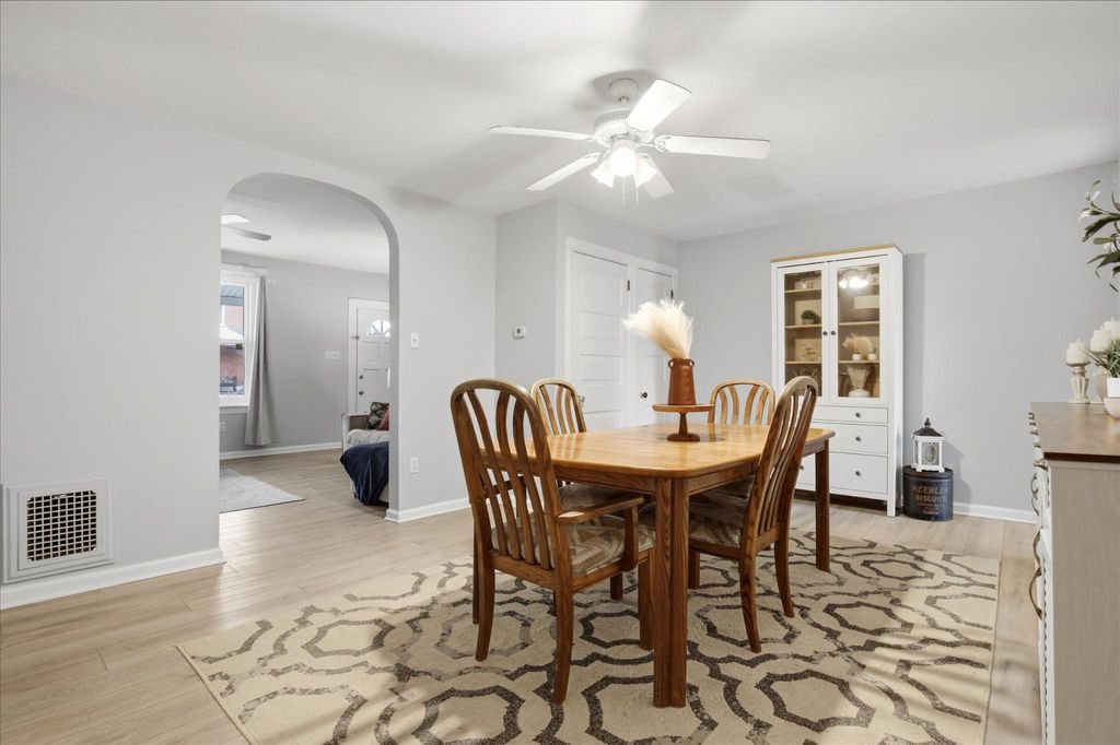 Photo of 54 Franklin Avenue, SOUDERTON, PA 18964 (MLS # PAMC2174158)