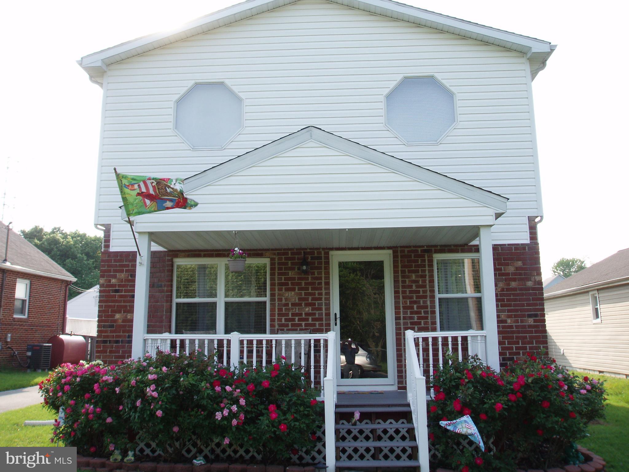 SHORELAND - Residential