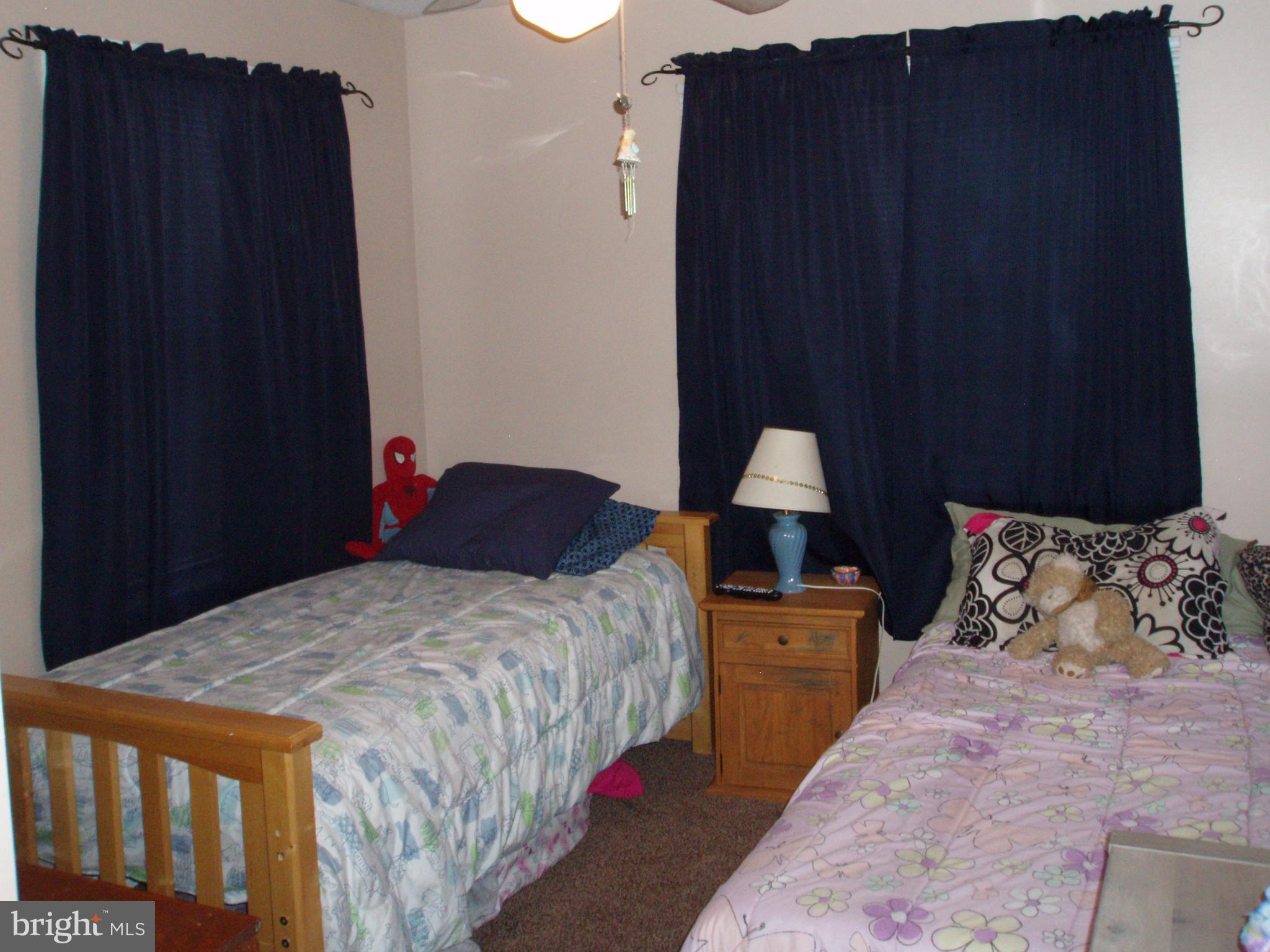 SHORELAND - Residential