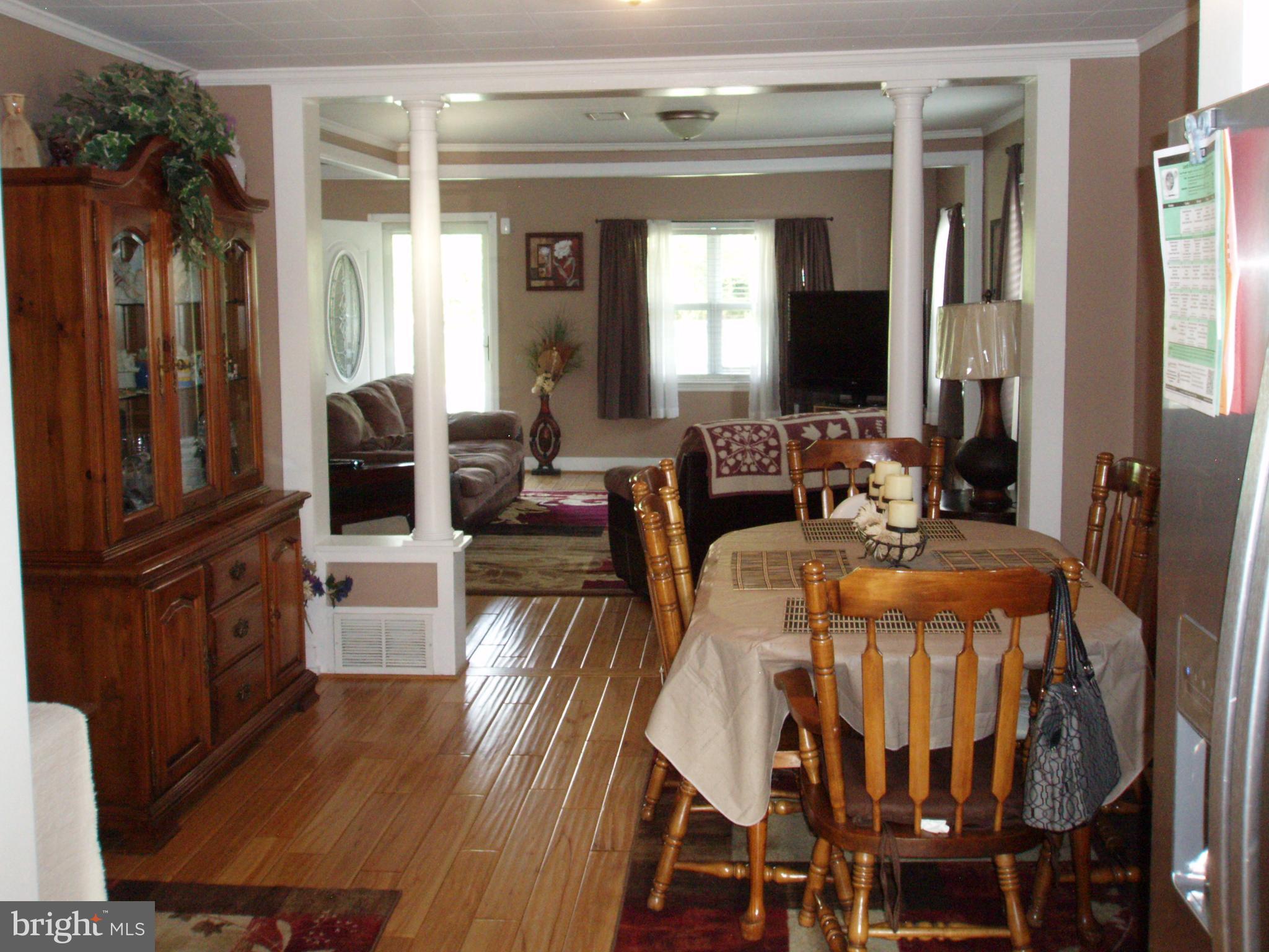 SHORELAND - Residential