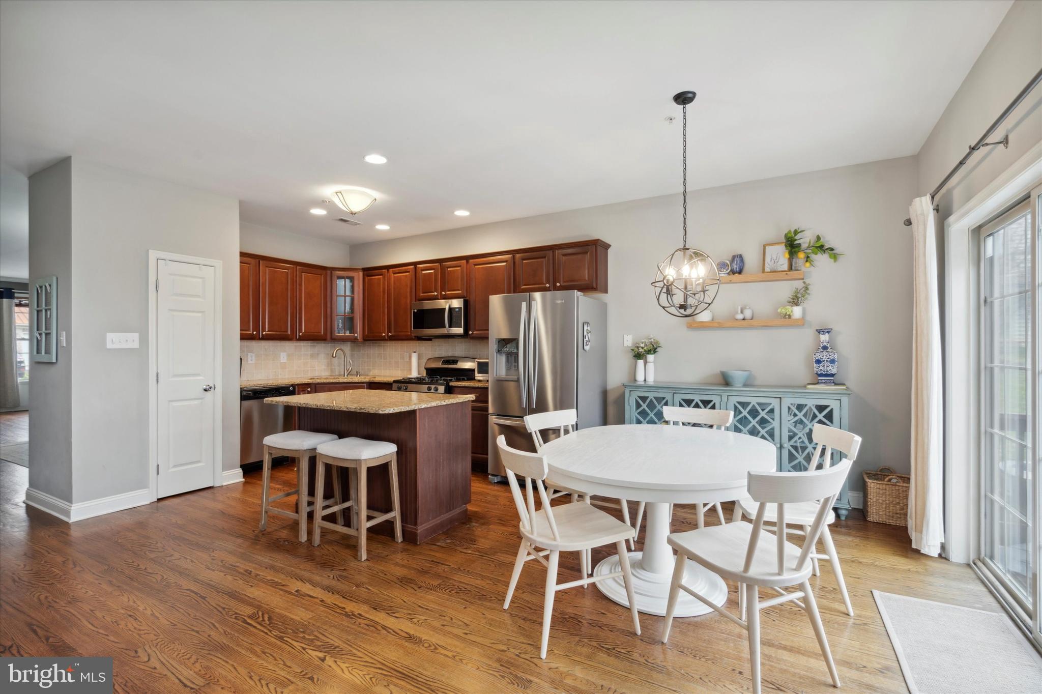 HILLCREST GLEN - Residential