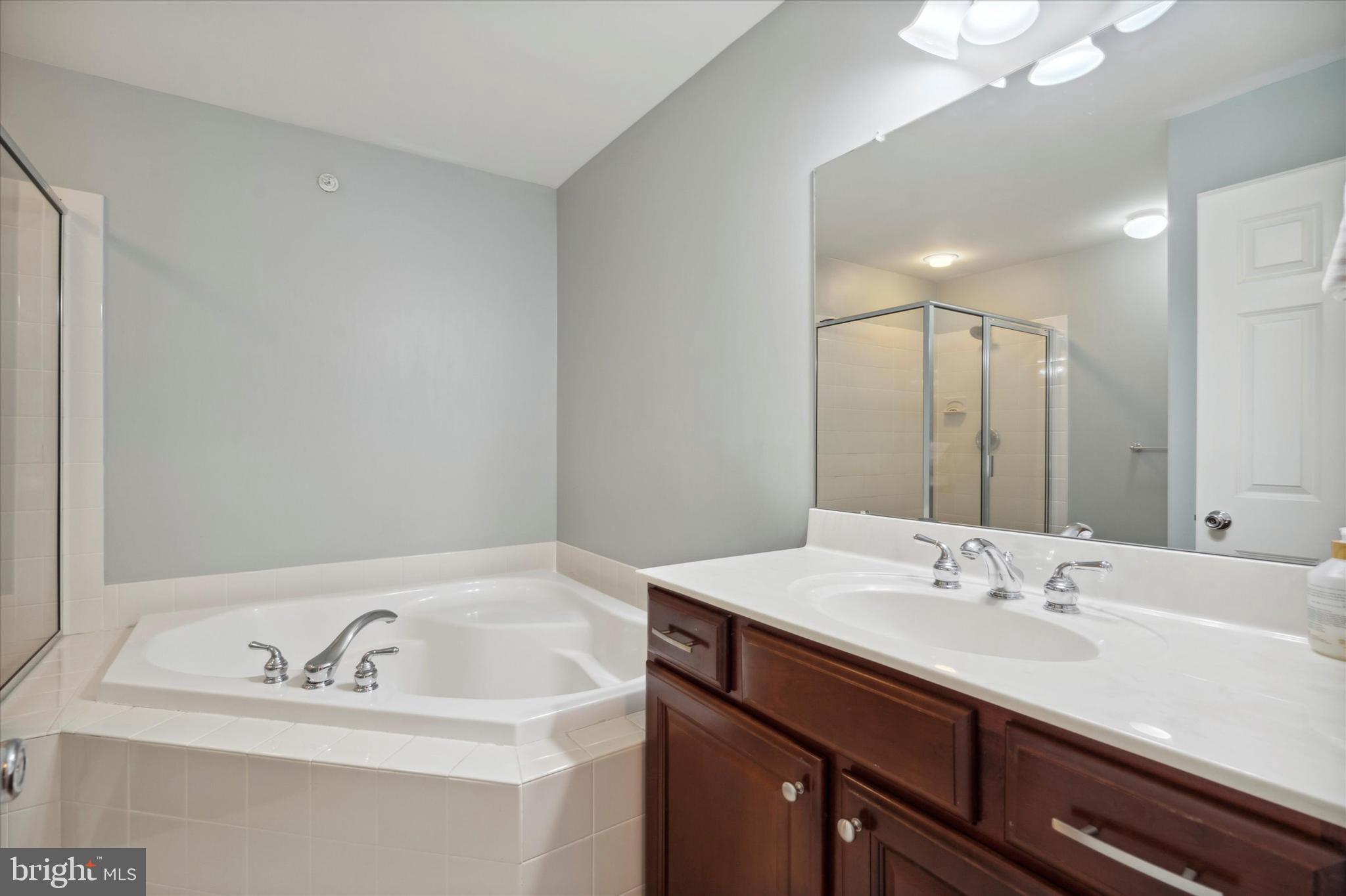 HILLCREST GLEN - Residential