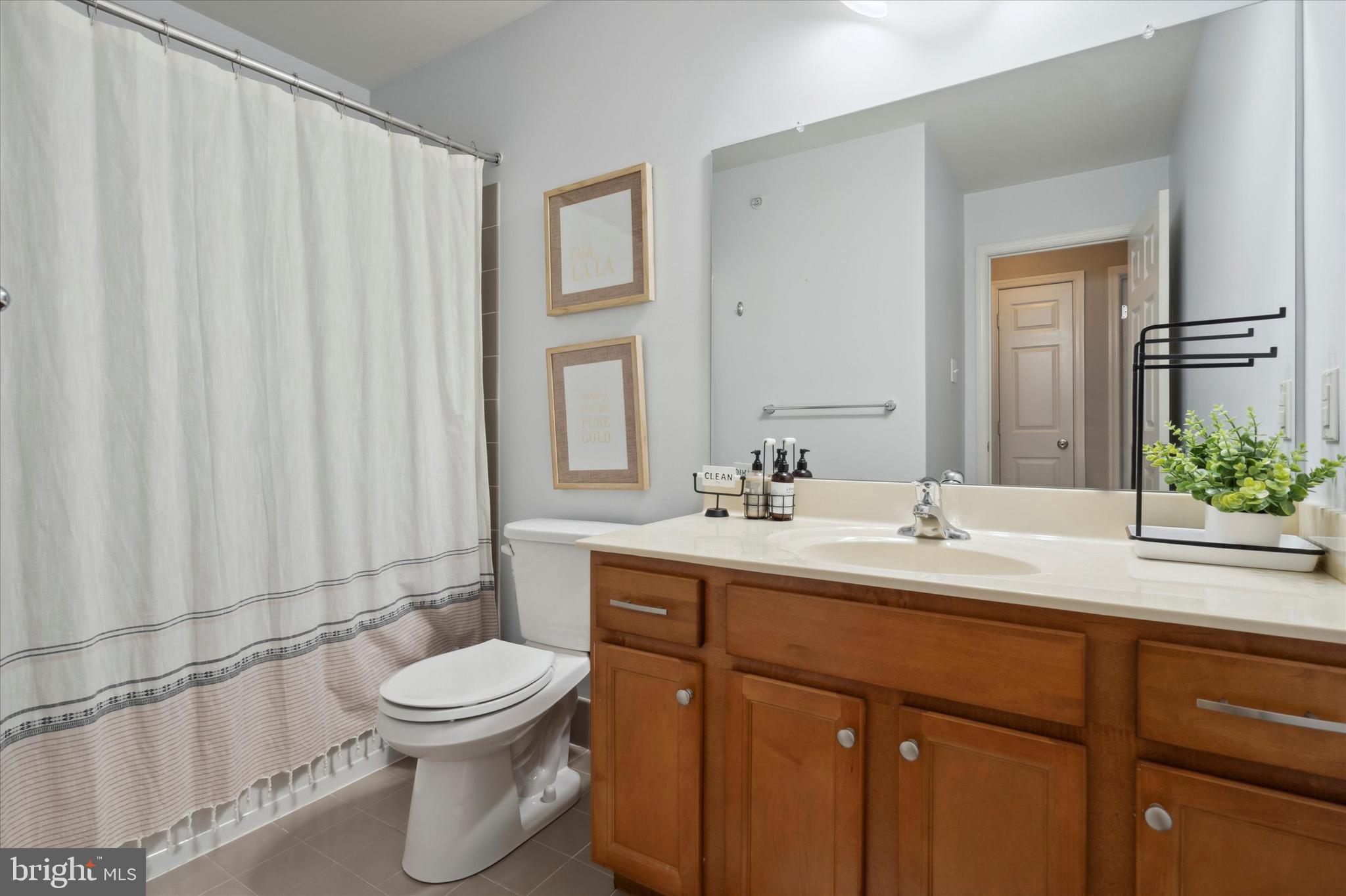 HILLCREST GLEN - Residential