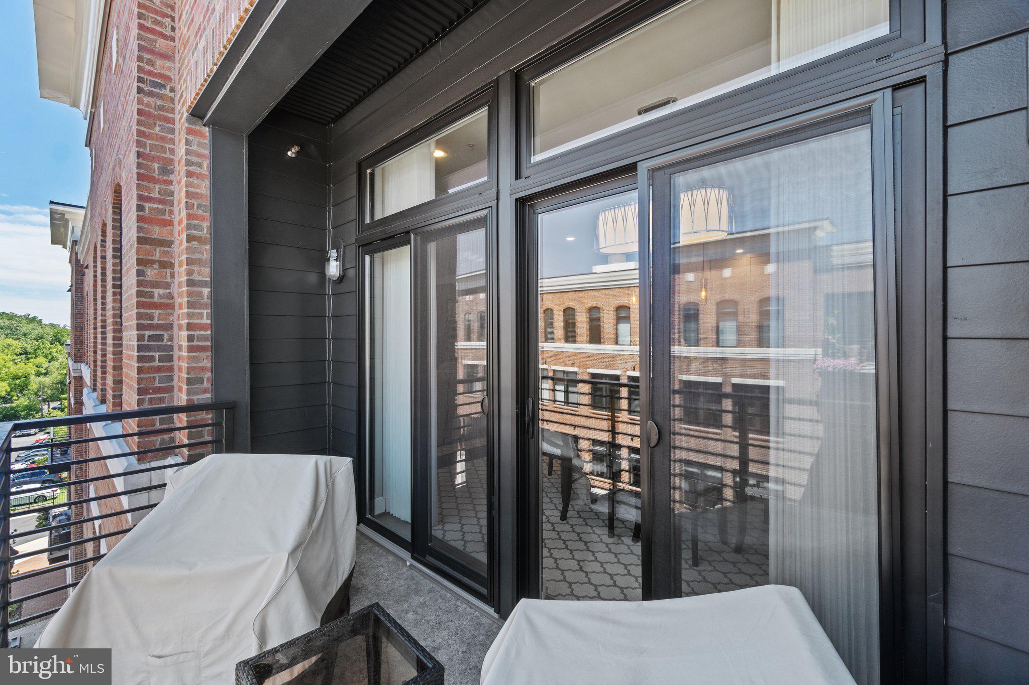 DOWNTOWN LEESBURG - Residential