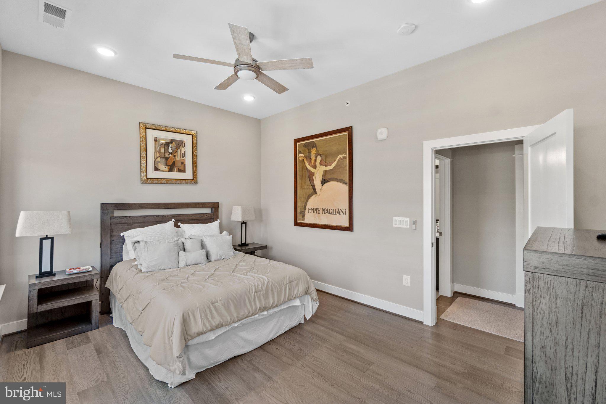 DOWNTOWN LEESBURG - Residential