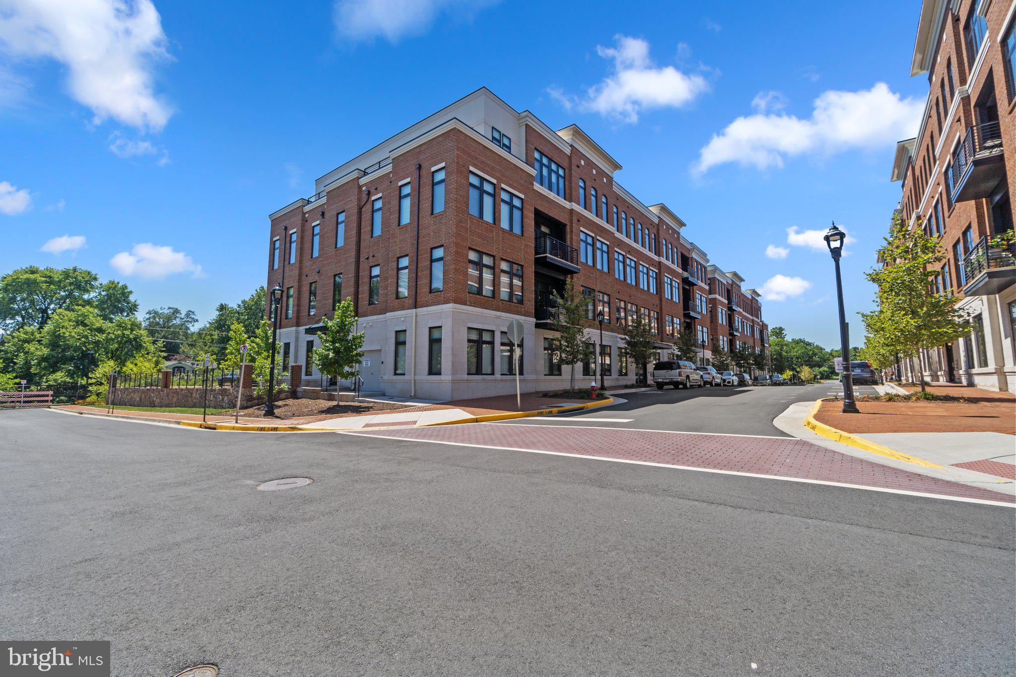 DOWNTOWN LEESBURG - Residential