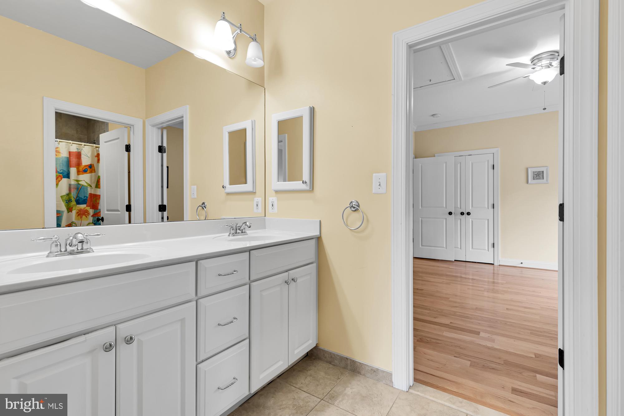 WILDWOOD MANOR - Residential