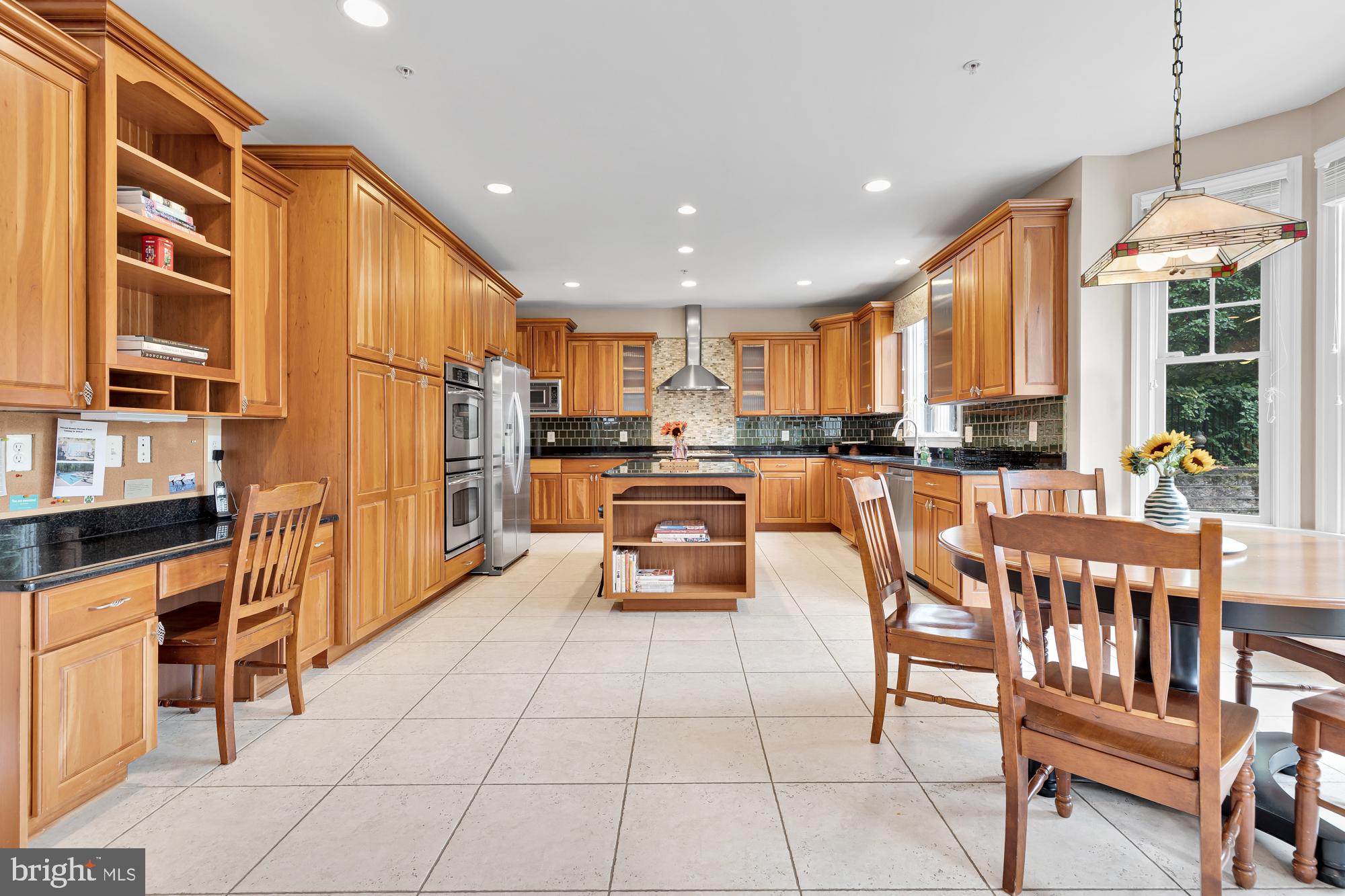 WILDWOOD MANOR - Residential