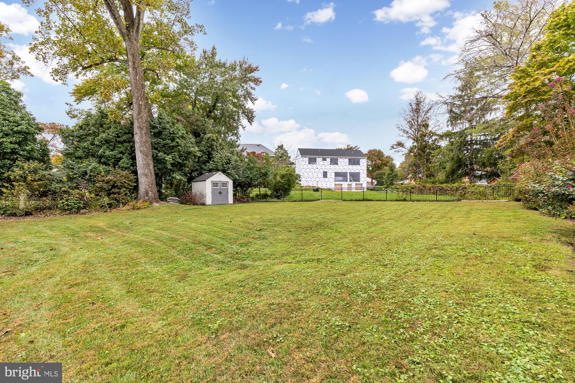 WILDWOOD MANOR - Residential