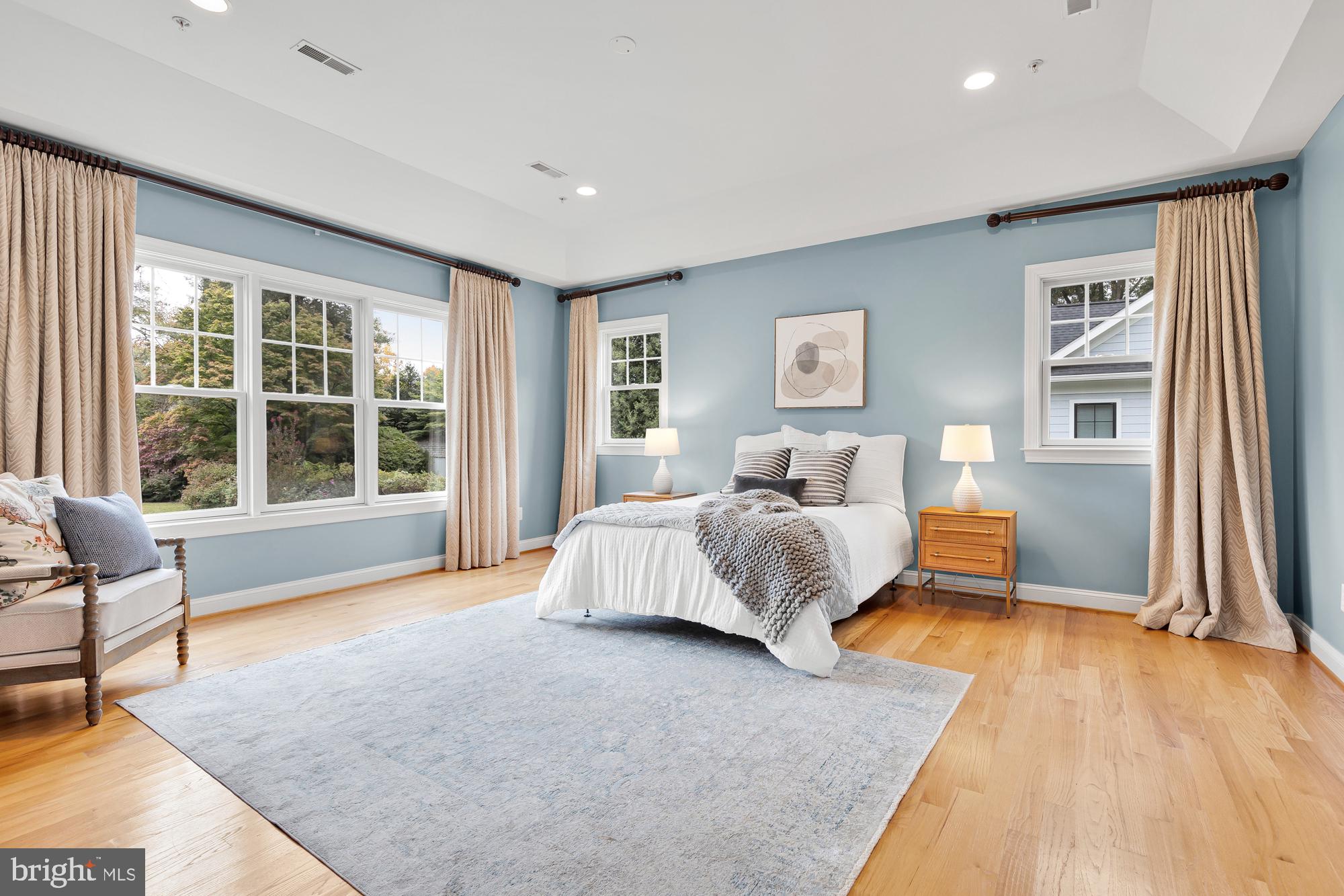 WILDWOOD MANOR - Residential