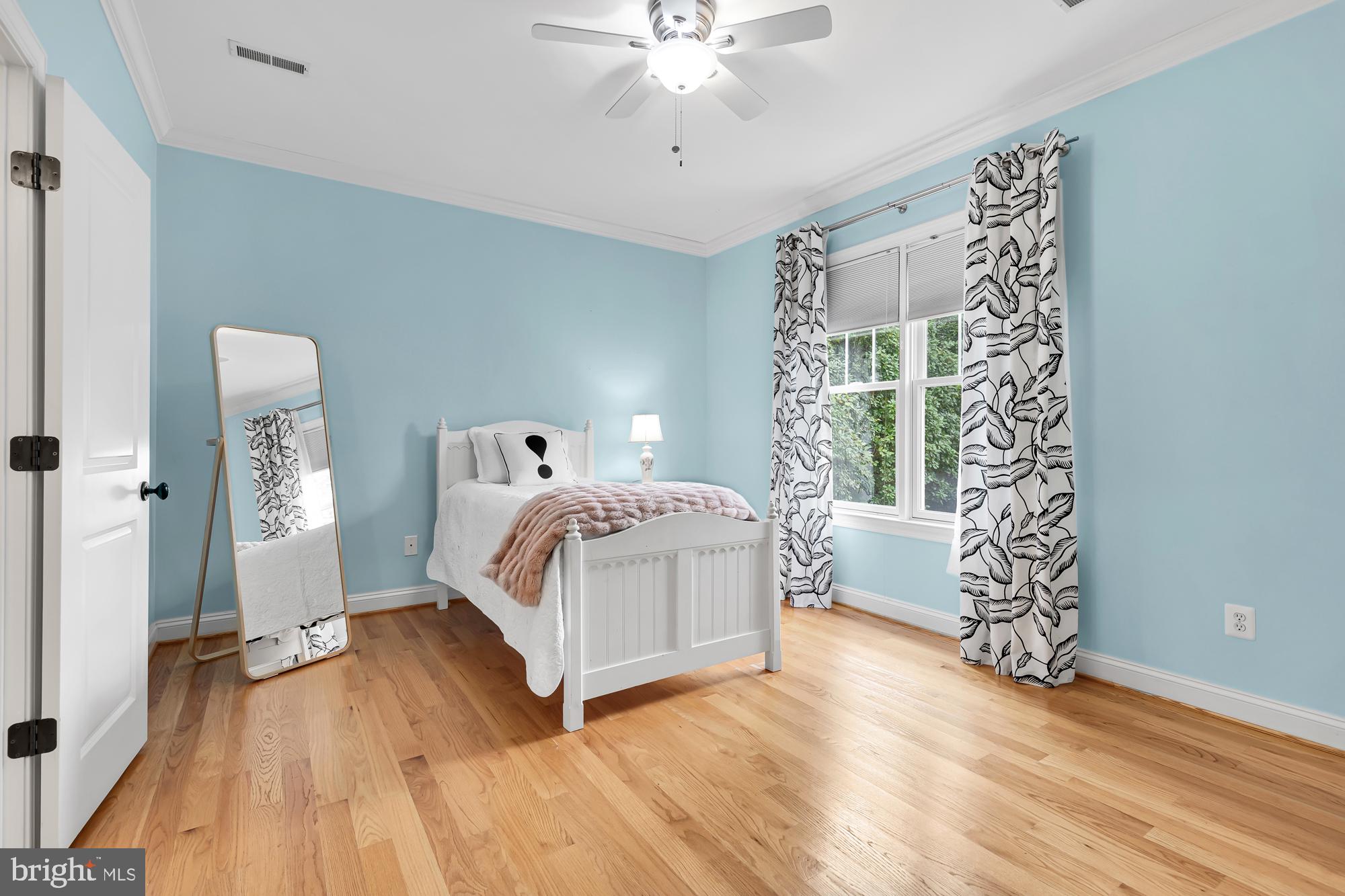 WILDWOOD MANOR - Residential