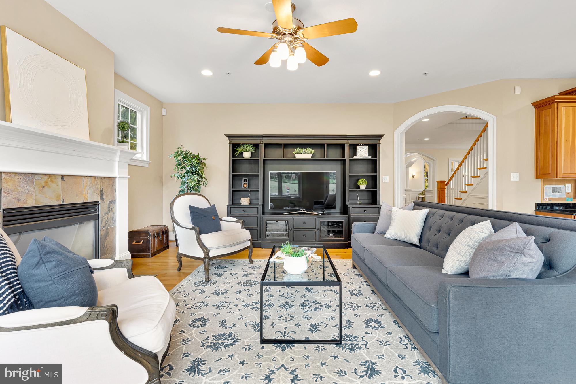 WILDWOOD MANOR - Residential