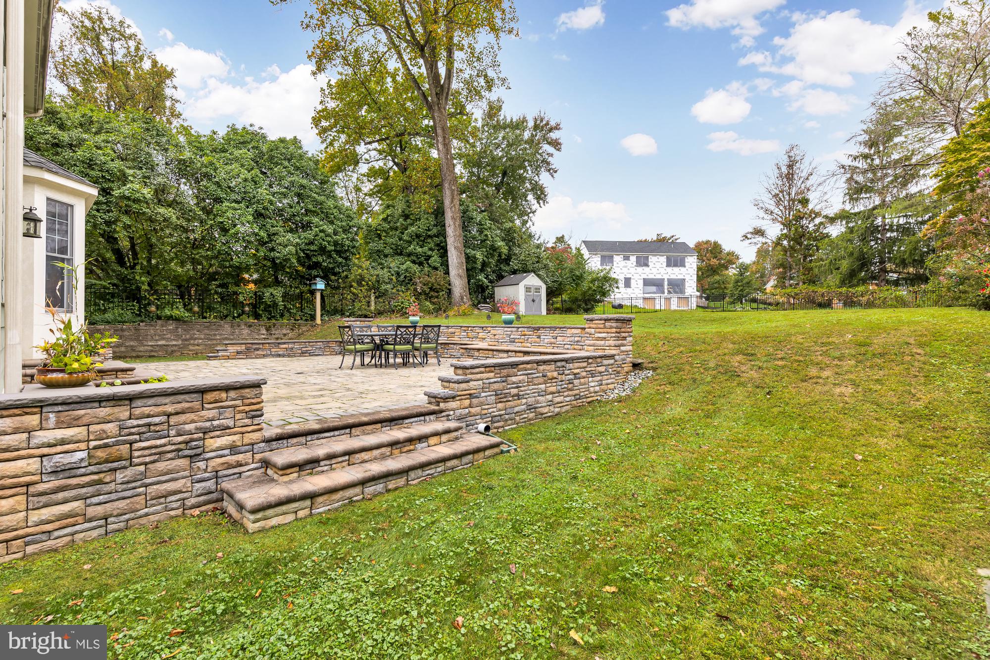 WILDWOOD MANOR - Residential