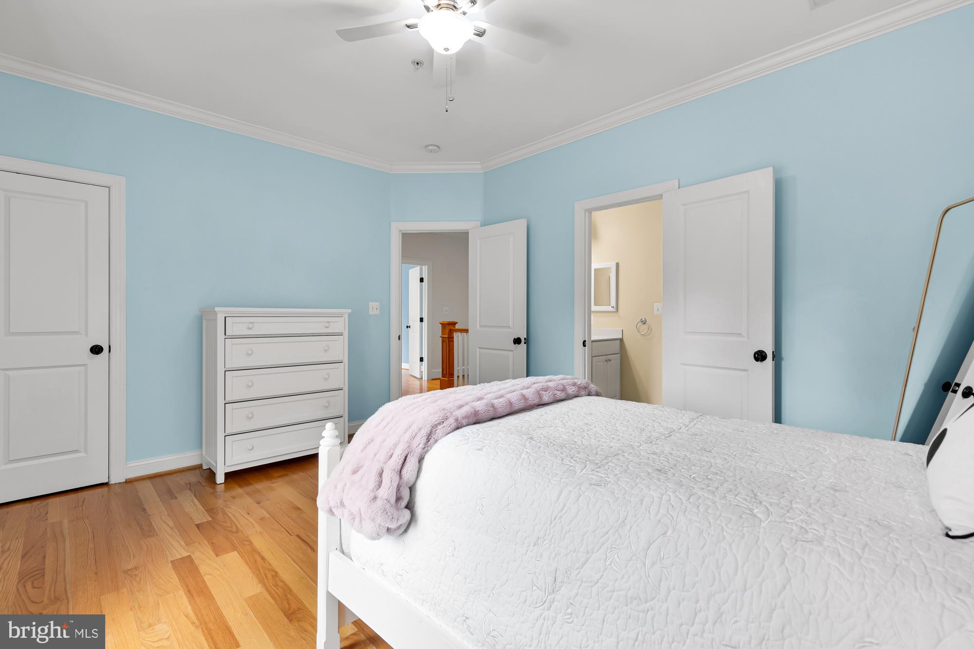 WILDWOOD MANOR - Residential