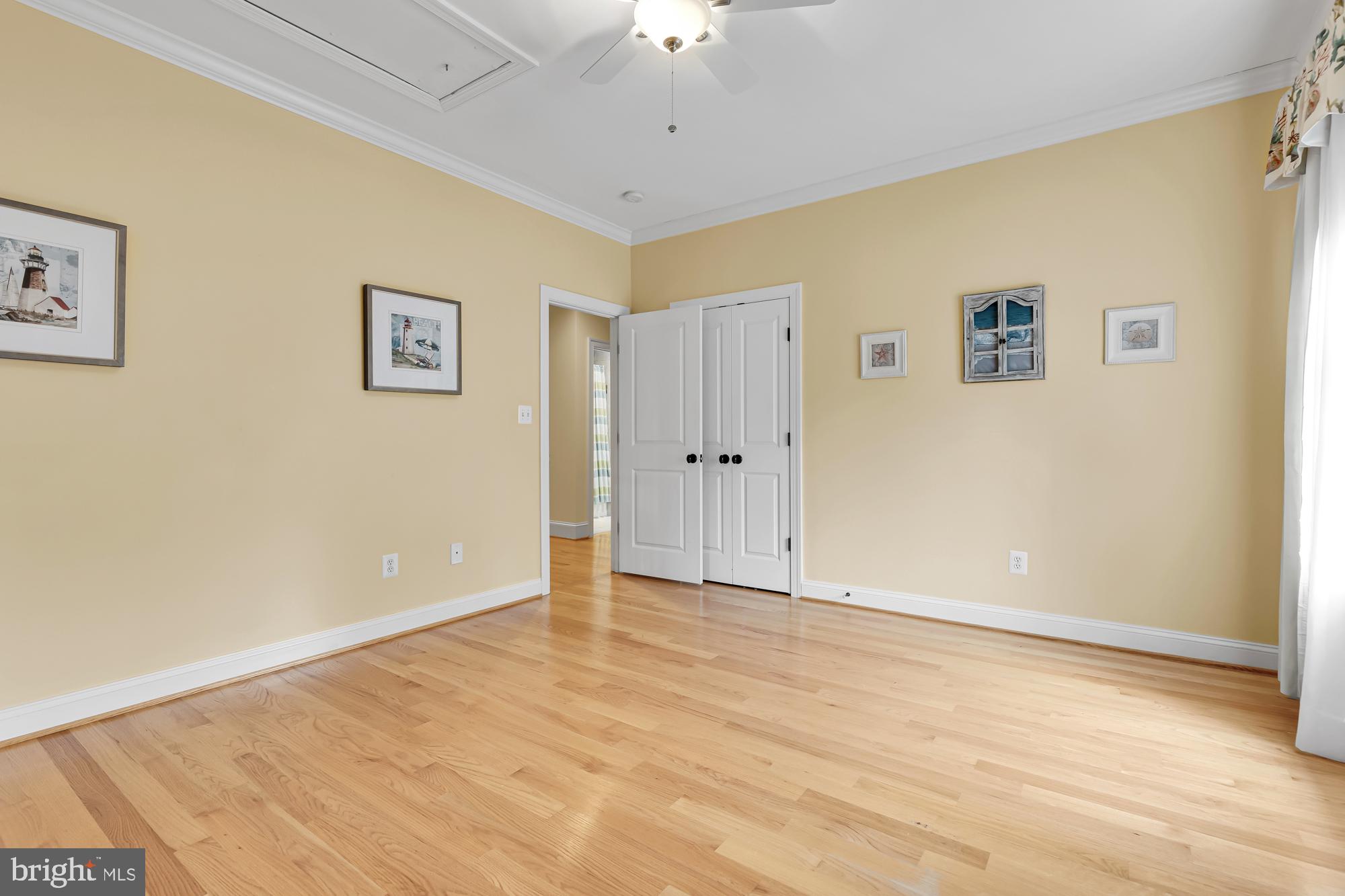 WILDWOOD MANOR - Residential