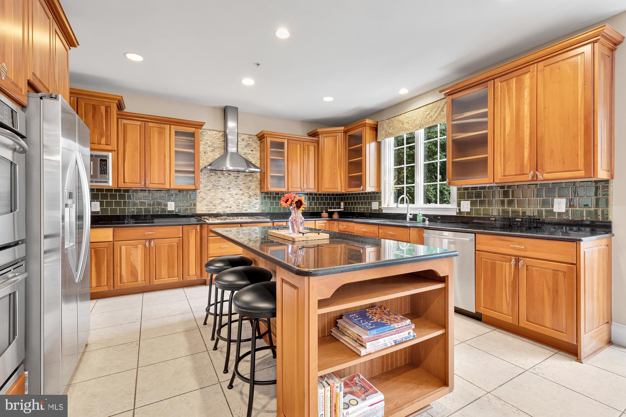 WILDWOOD MANOR - Residential