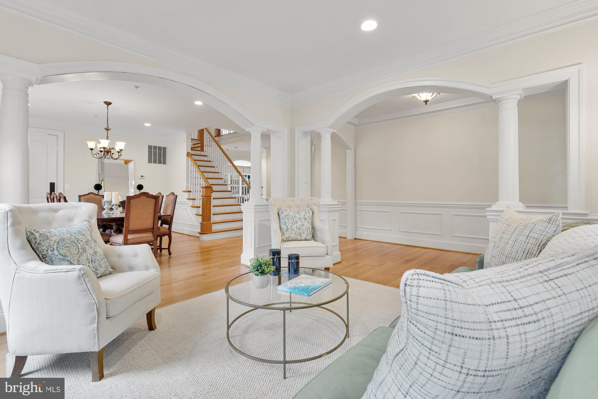 WILDWOOD MANOR - Residential