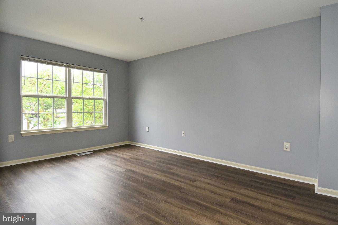 GERMANTOWN ESTATES - Residential Lease