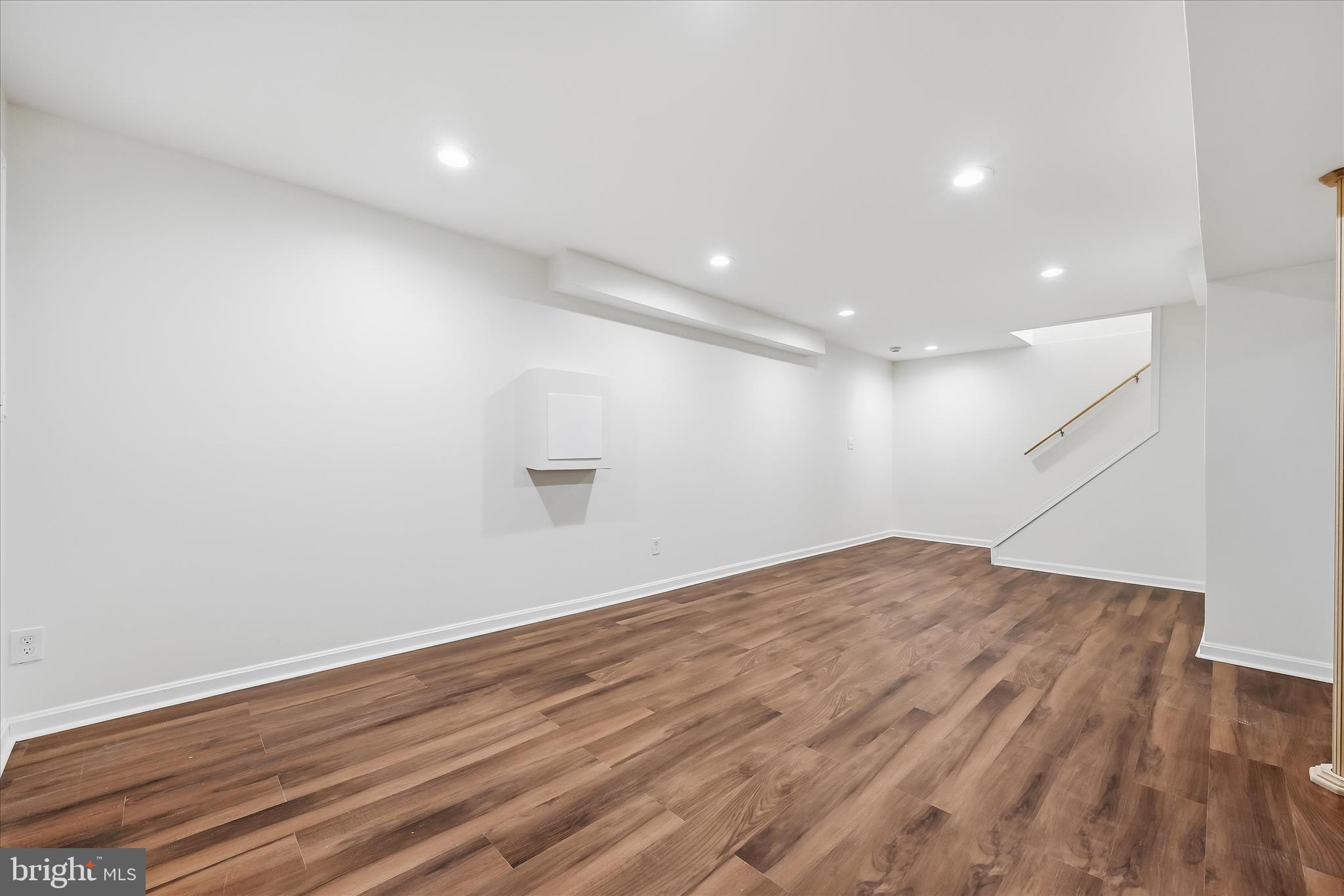 HUNTINGTON - Residential