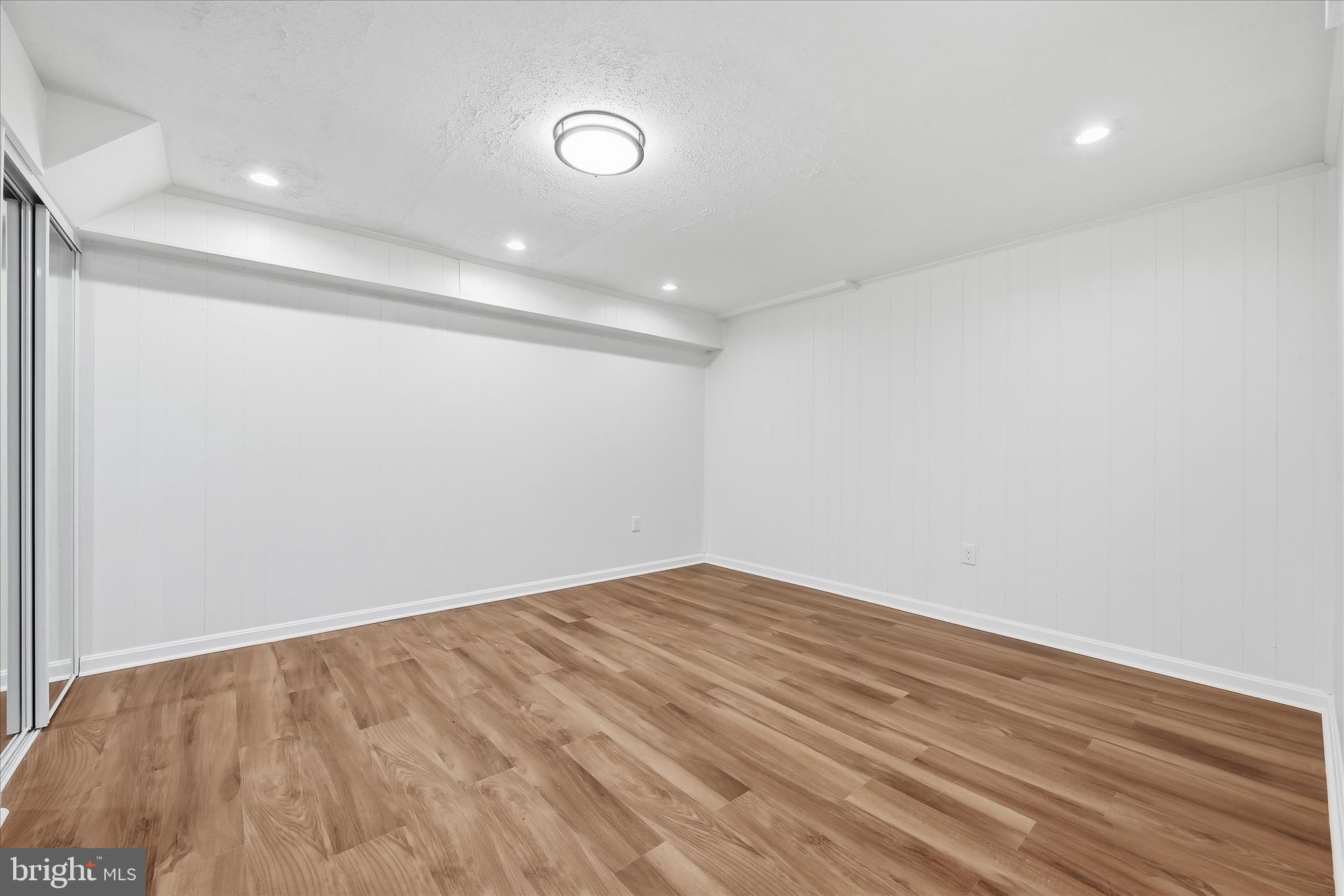 HUNTINGTON - Residential