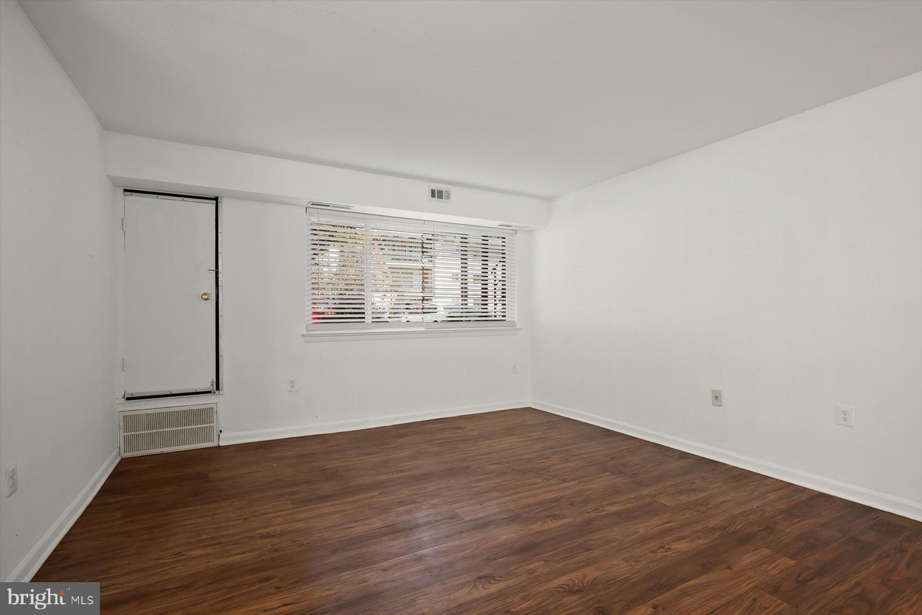 11330 CHERRY HILL ROAD II-L 104