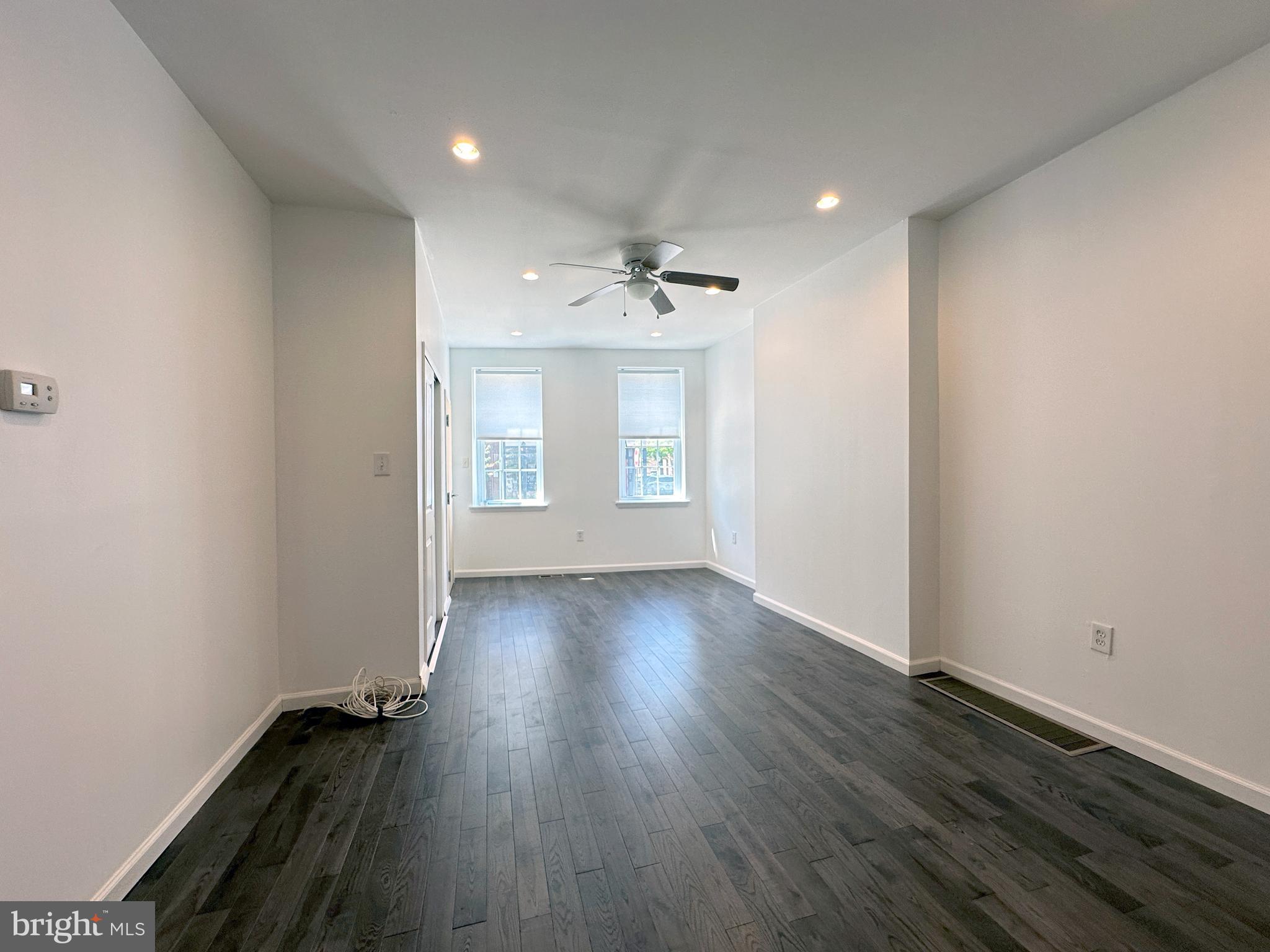 QUEEN VILLAGE - Residential Lease