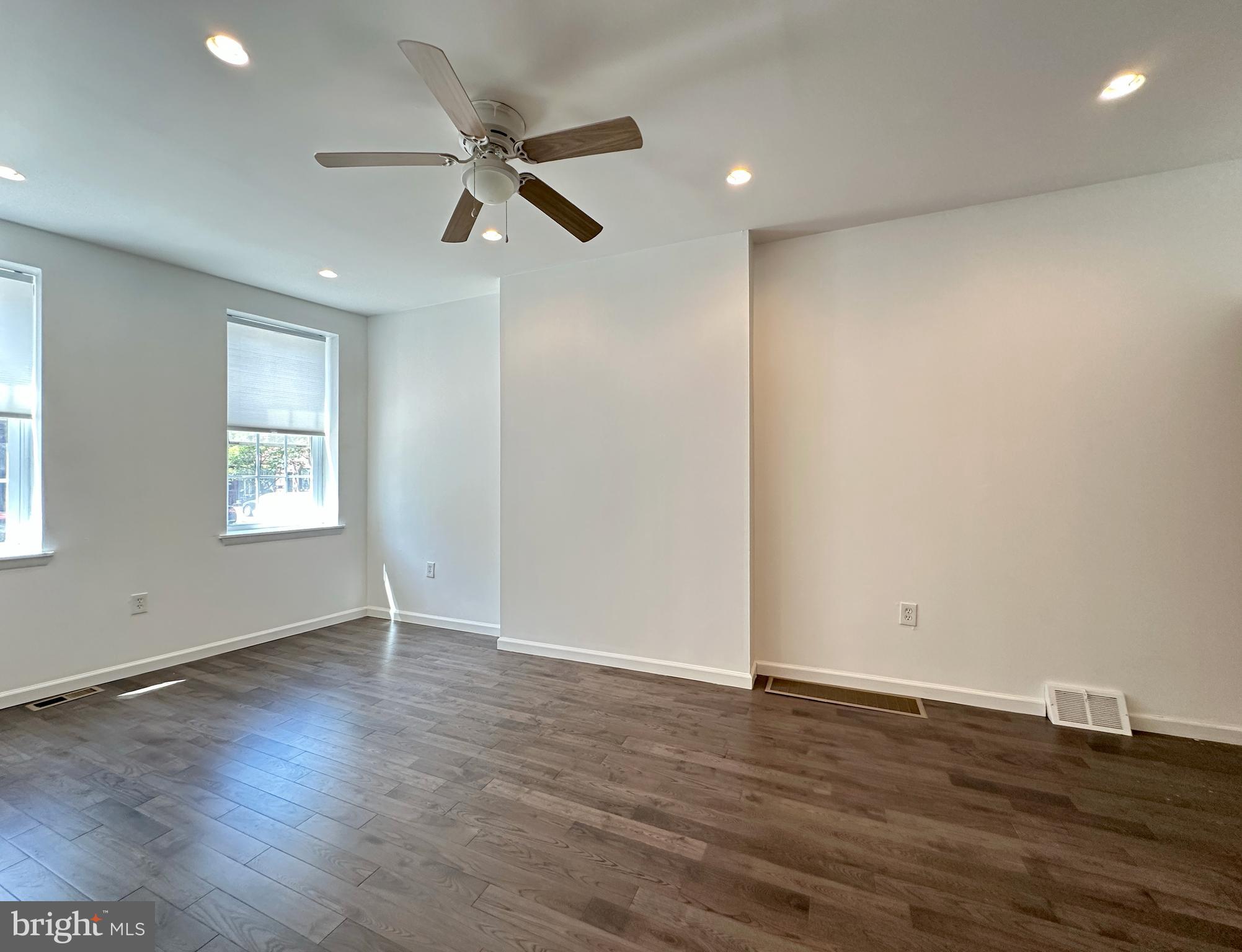 QUEEN VILLAGE - Residential Lease