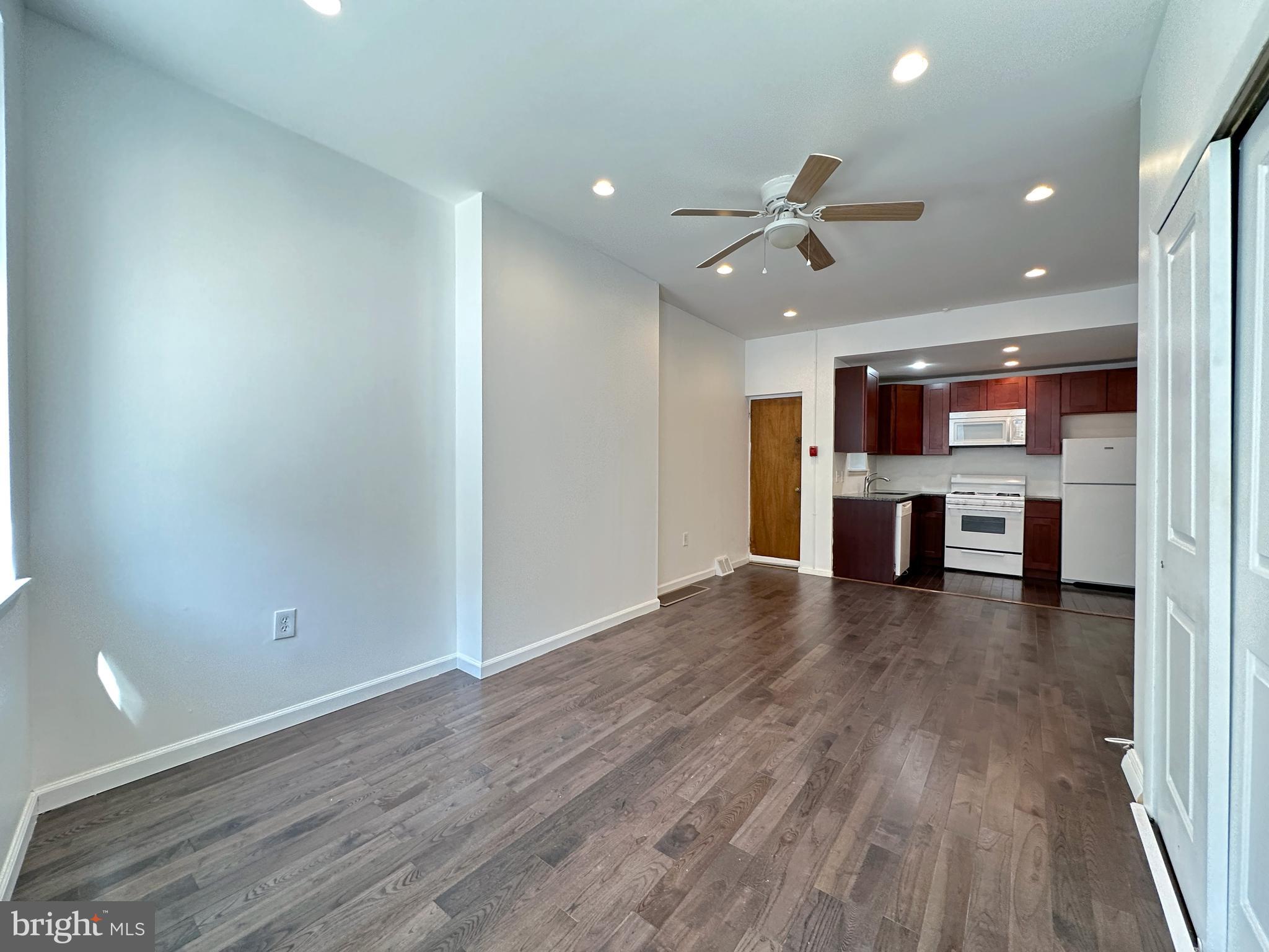 QUEEN VILLAGE - Residential Lease