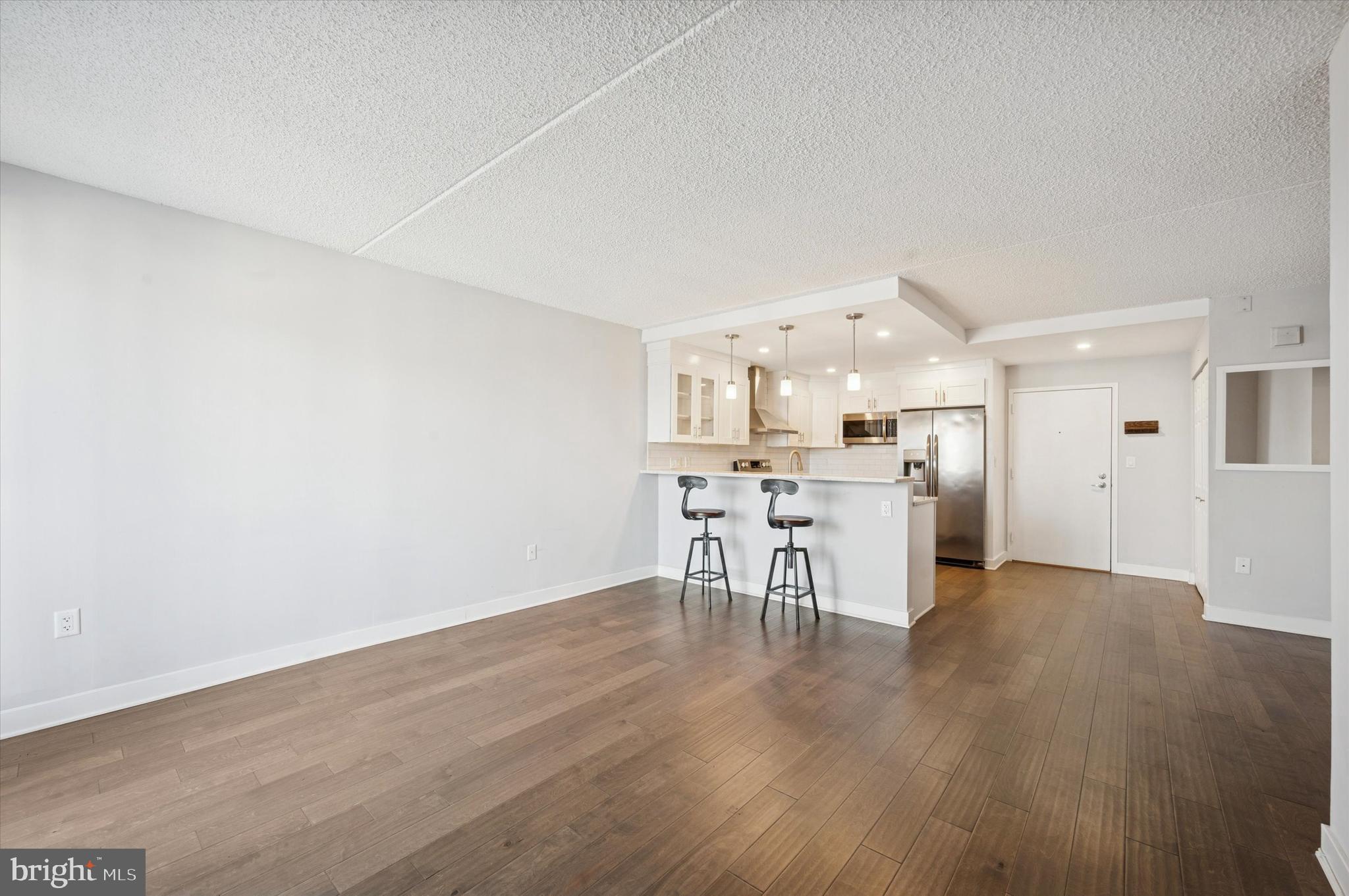 SOCIETY HILL - Residential