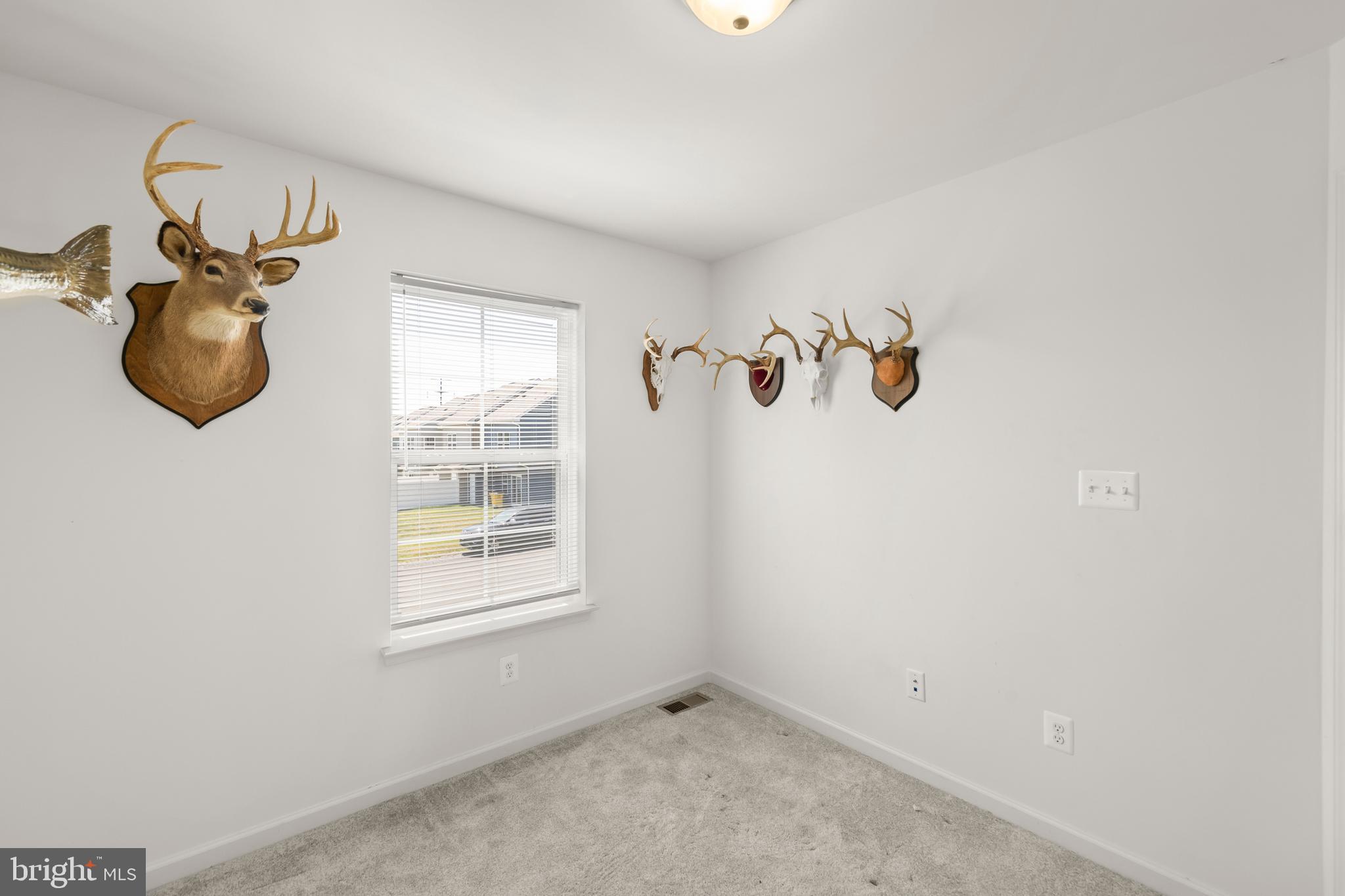 WHISPERING PINES - Residential